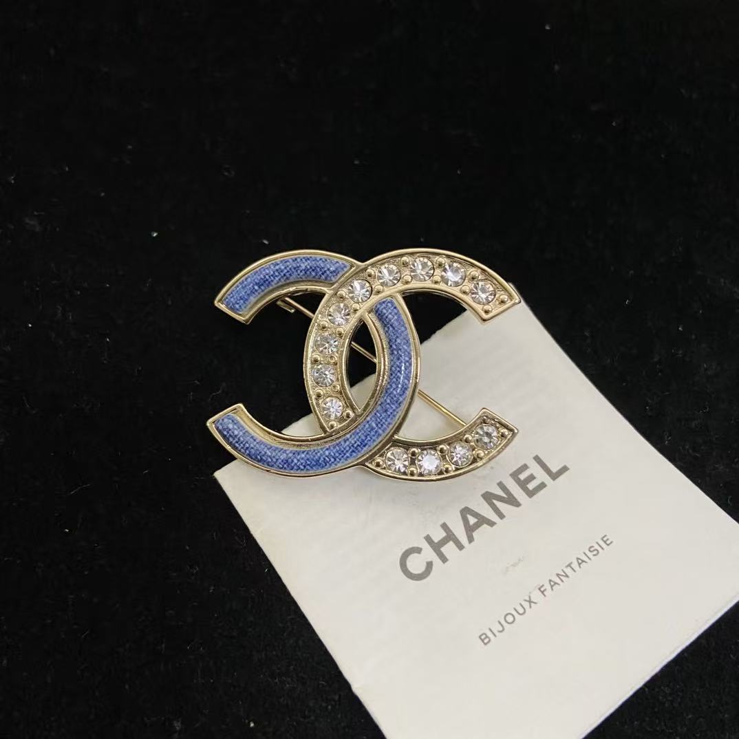 CHANE1ダブルC ダイヤモンドブローチ【50％割引+送料無料】