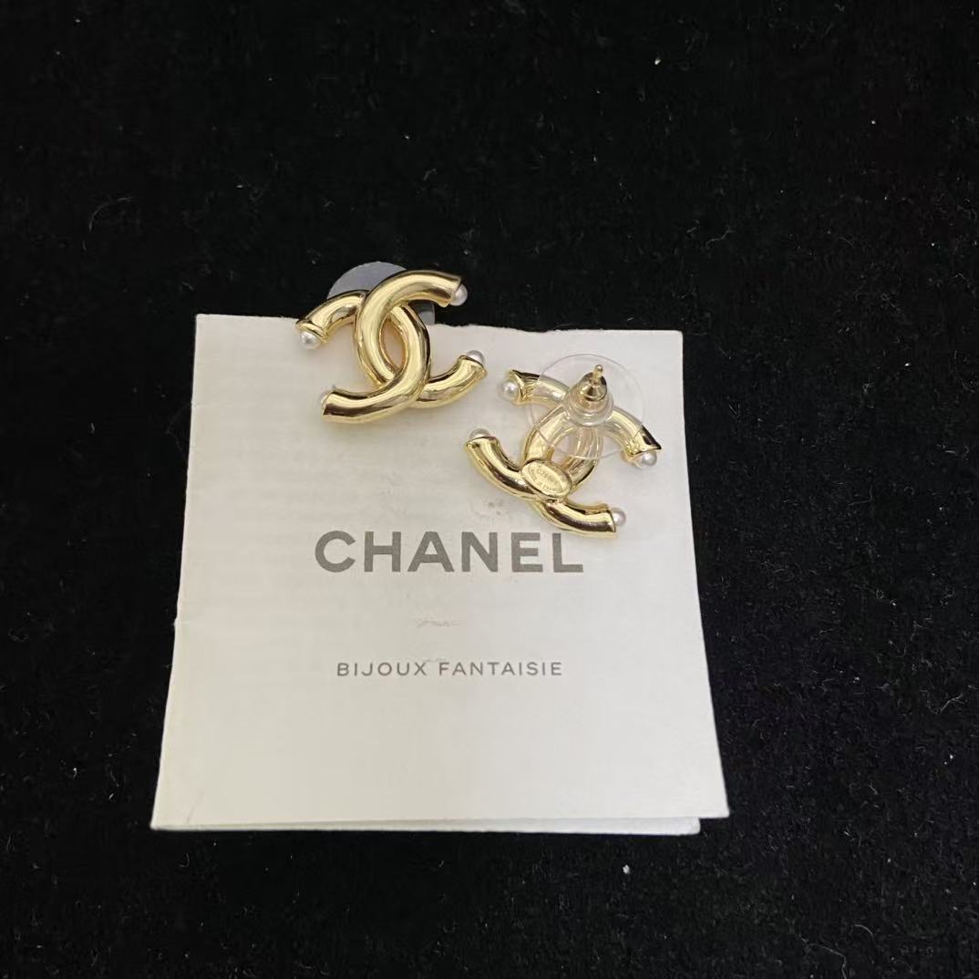 CHANE1 シンプルなダブルCスタッドピアス【50％割引+送料無料】