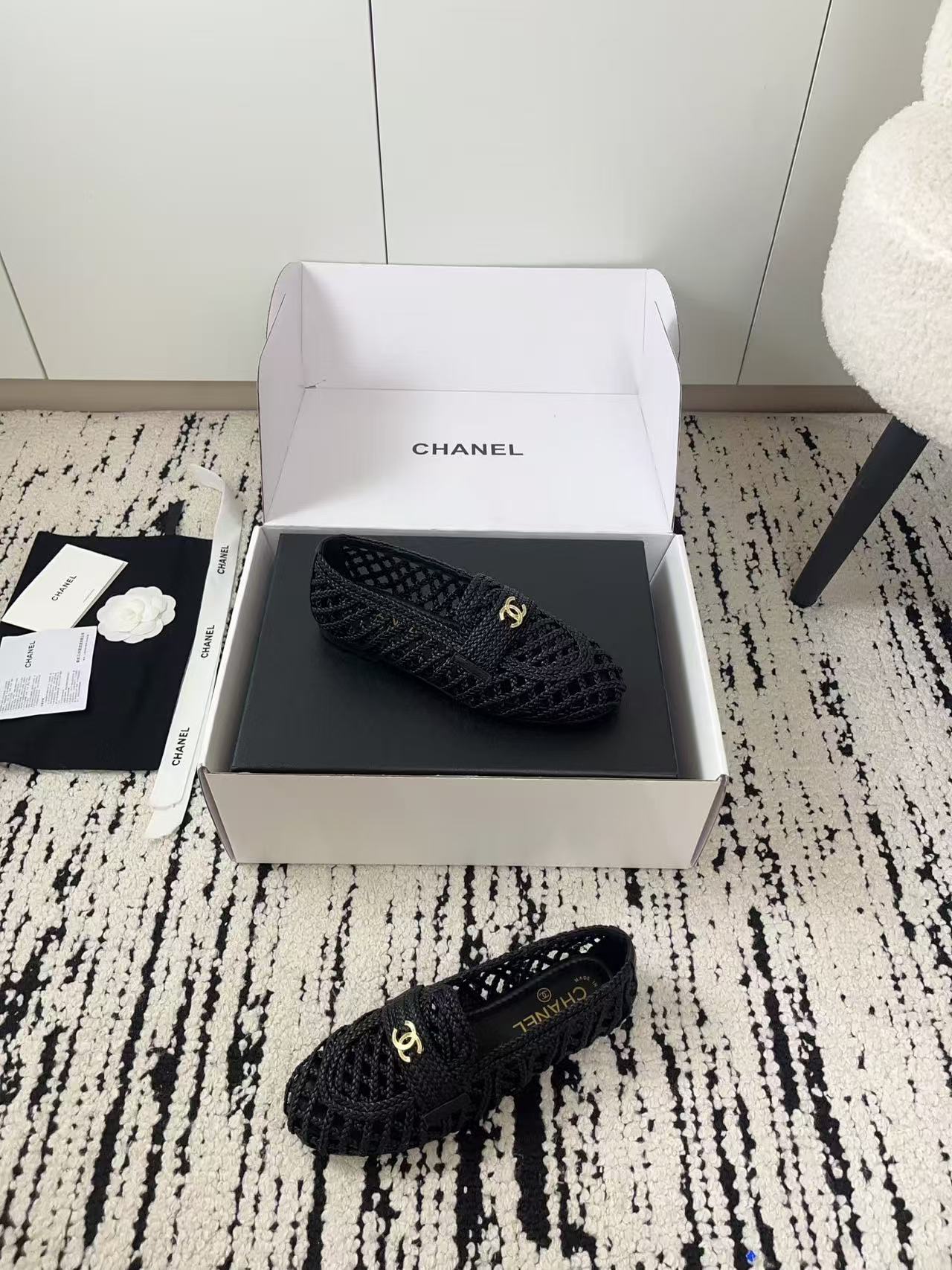 CHANE1 高品質ダブルC中空フラットシューズ【50％割引+送料無料】