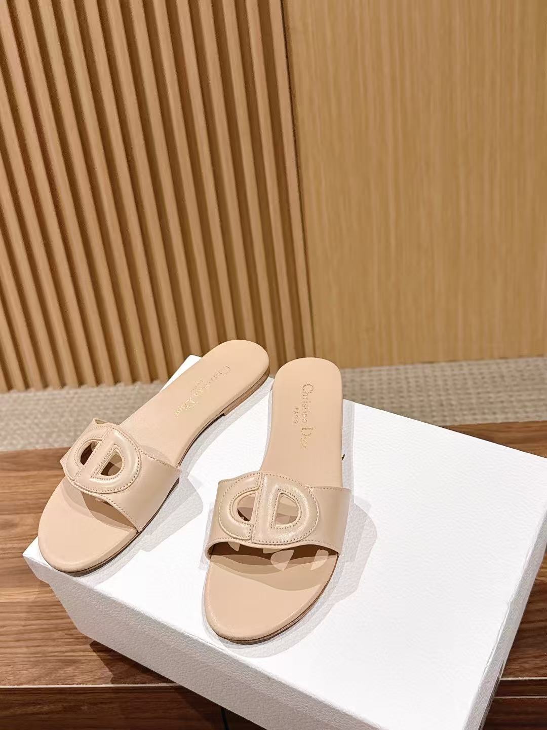 DIOR 上質なCDカーフスキン・スライド【50％割引+送料無料】