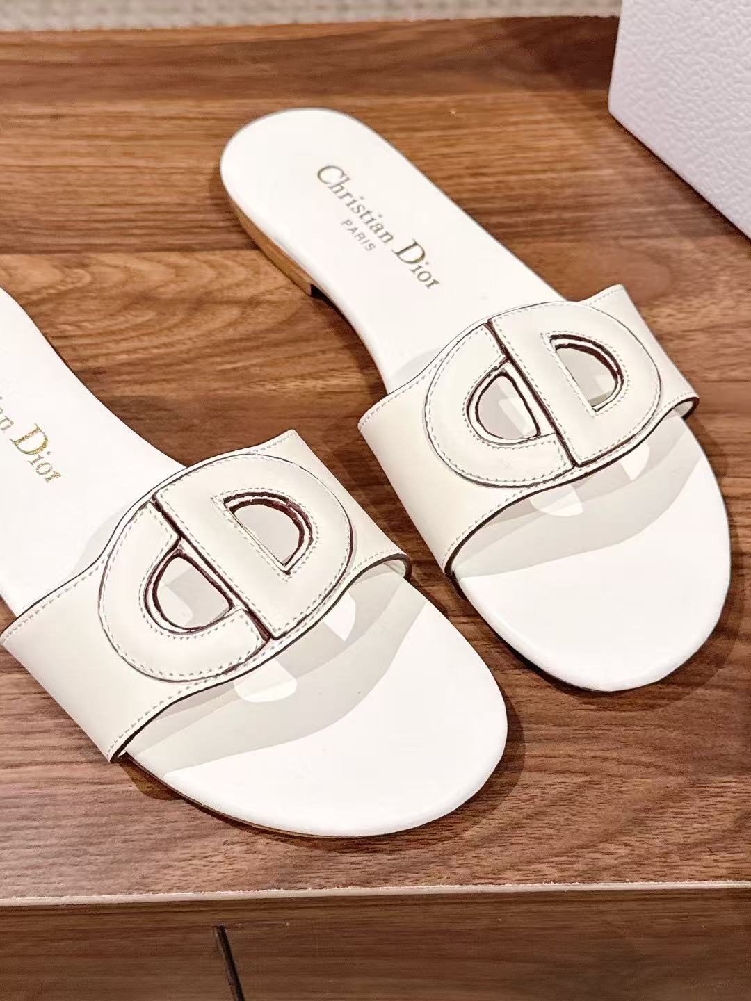 DIOR 上質なCDカーフスキン・スライド【50％割引+送料無料】