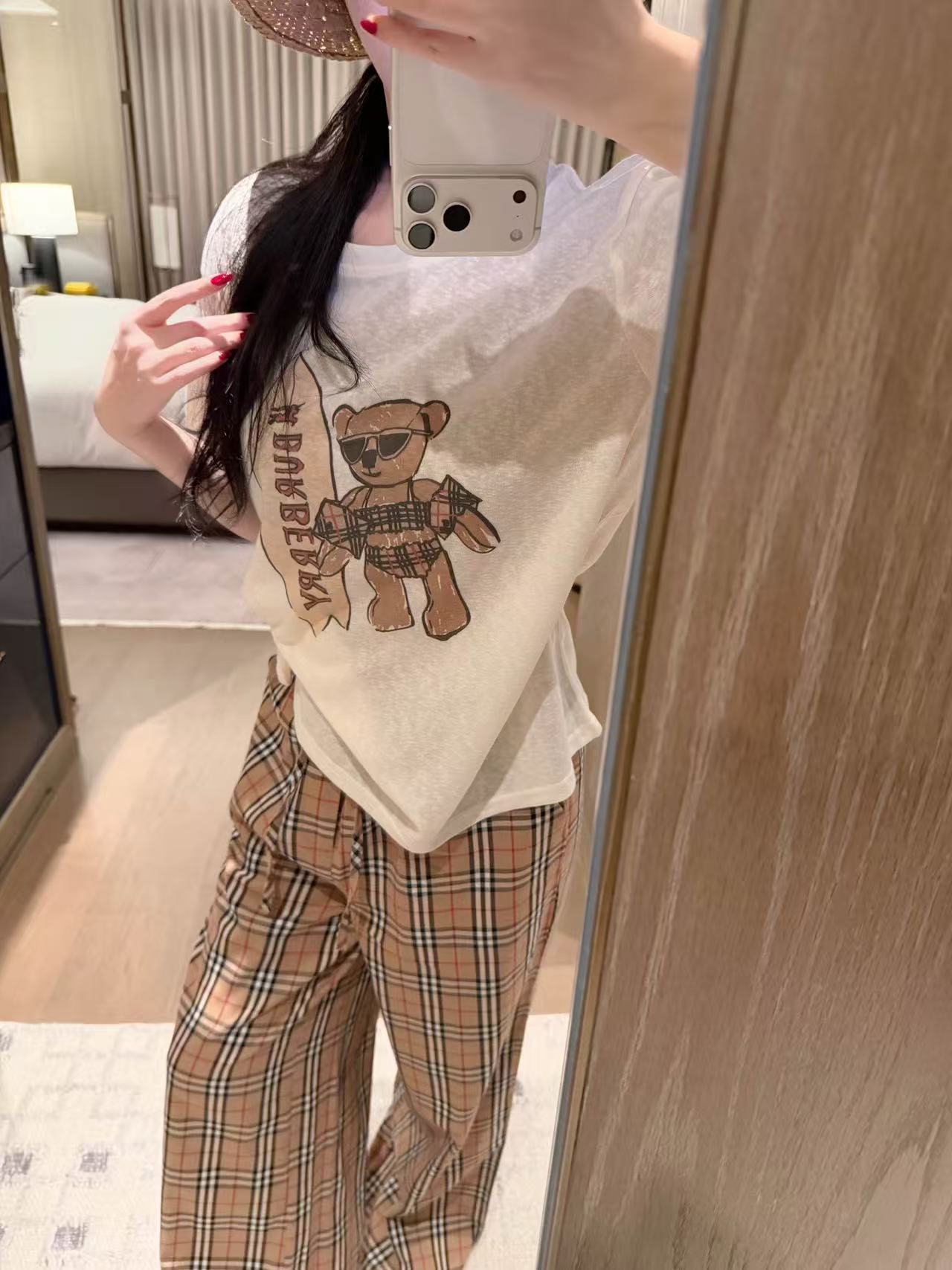 BURBERRY ベア Tシャツ＆トラウザーズ 2点セット【50％割引+送料無料】