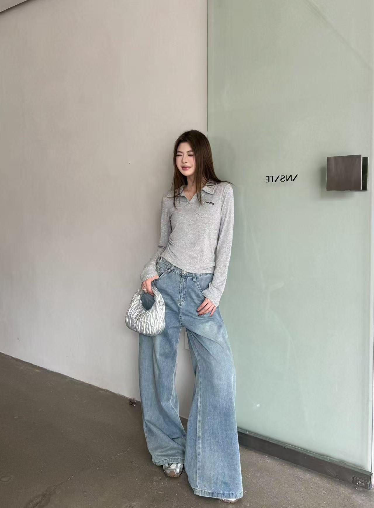 CHANE1 ミニマルレタリングTシャツ【50％割引+送料無料】