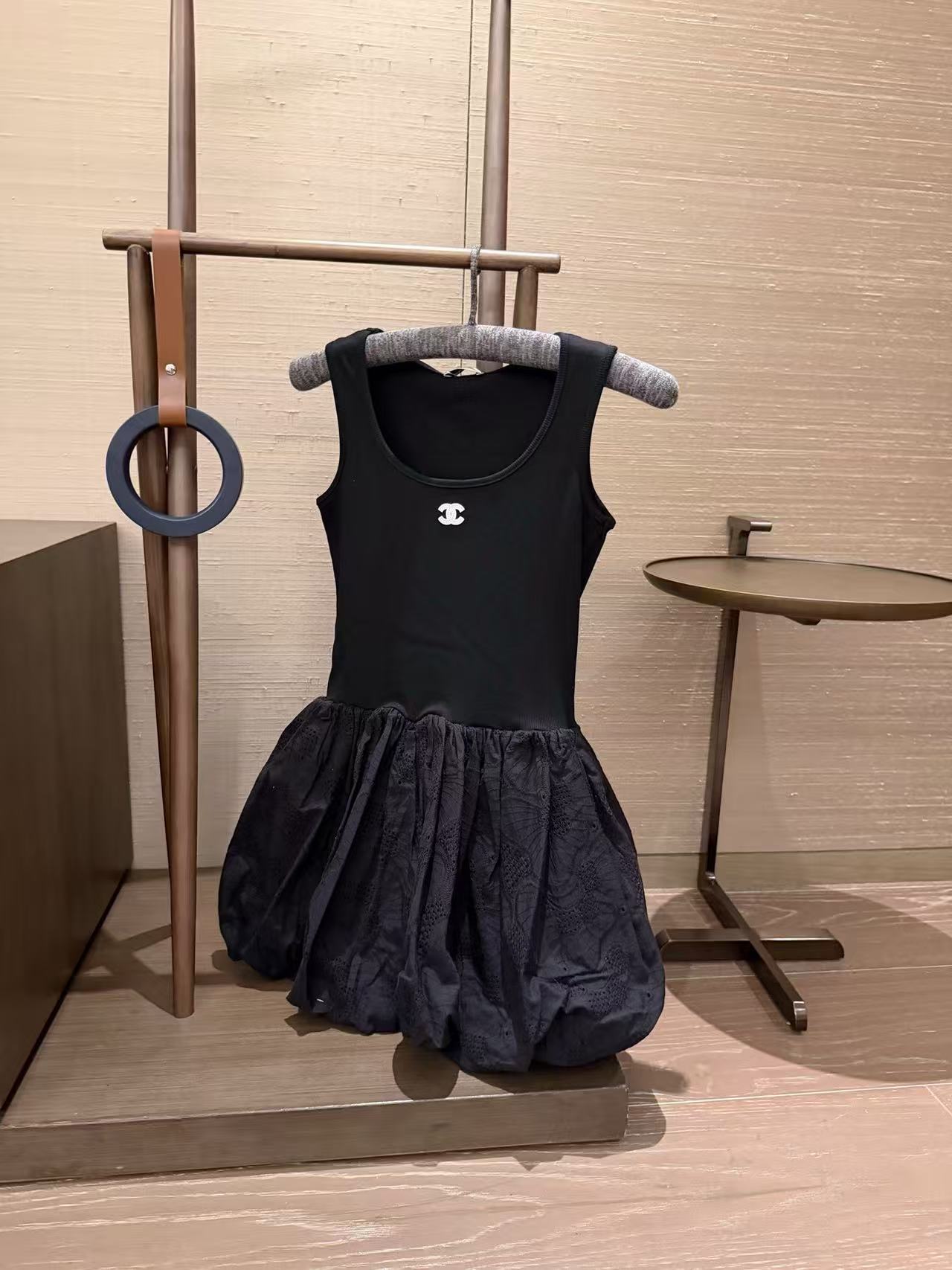 CHANE1 ダブルC ベストドレス【50％割引+送料無料】