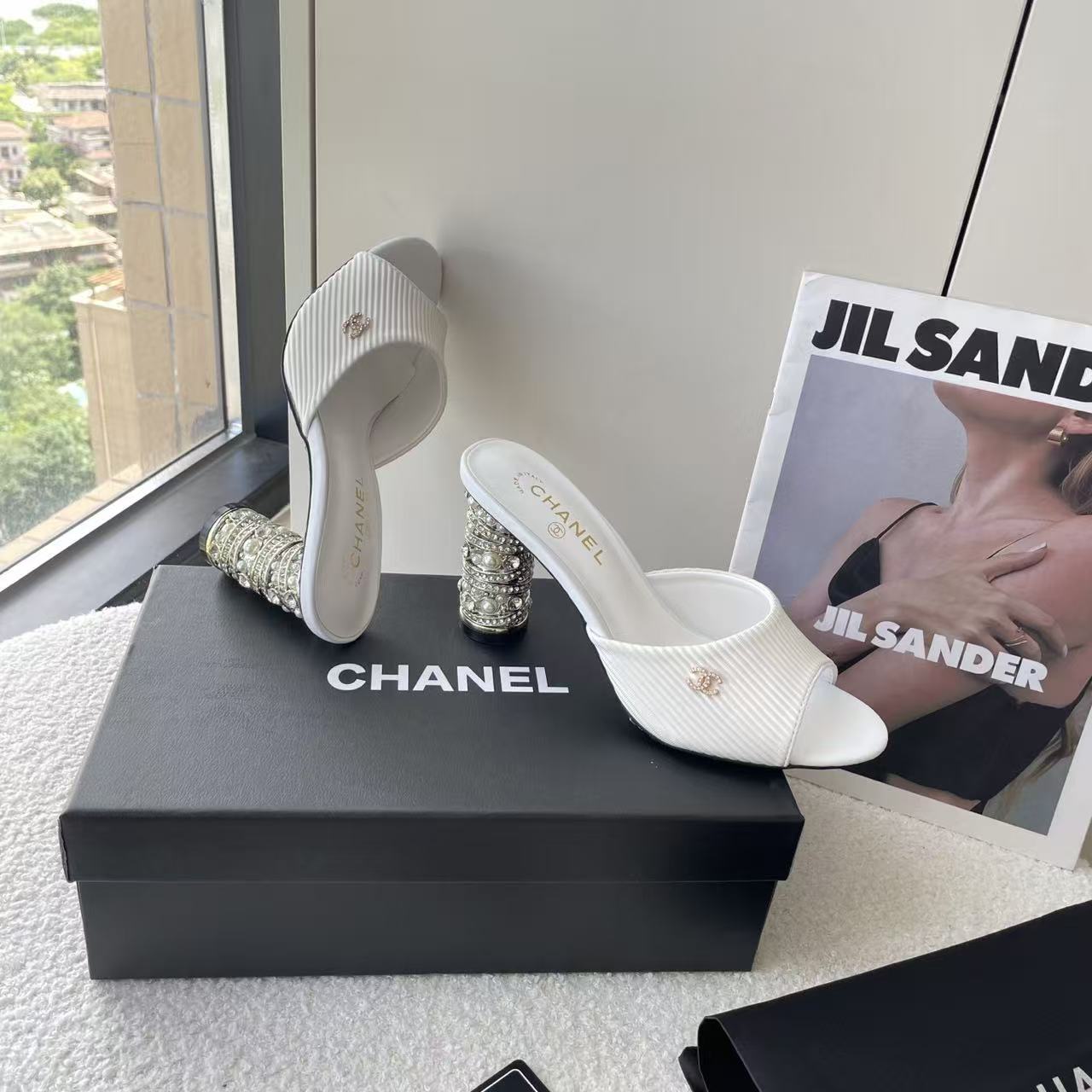 CHANE1 ダブルCバックルパールハイヒール【50％割引+送料無料】