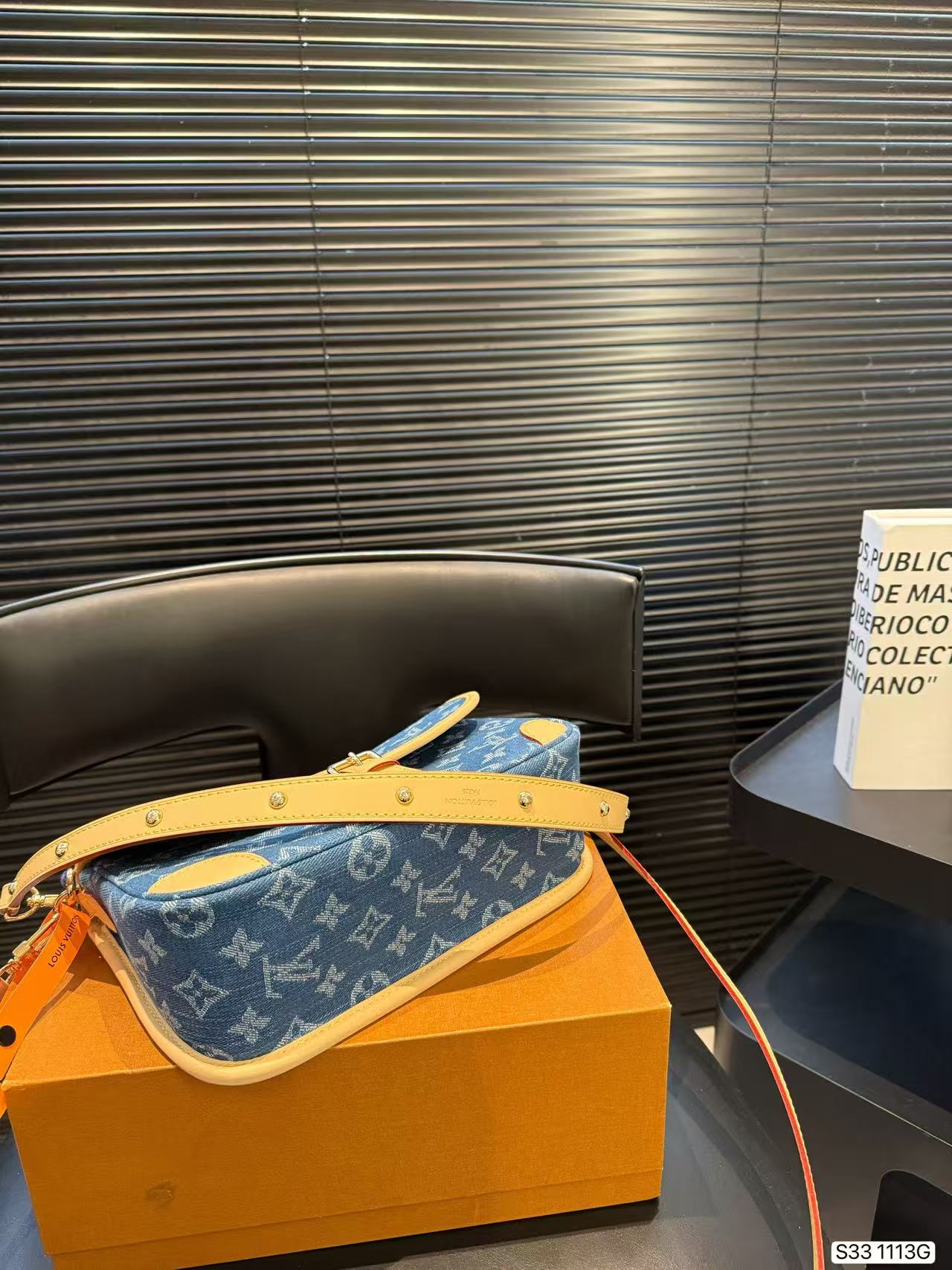 LVジャカードデニムショルダーバッグ【50％割引+送料無料】