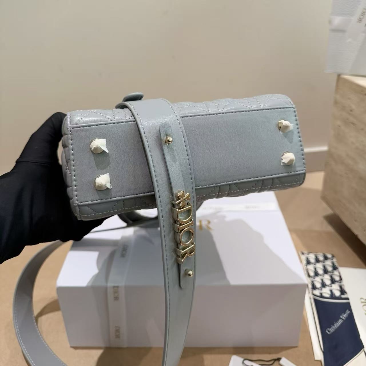 DI0R Ladyシープスキンハンドバッグ【50％割引+送料無料】