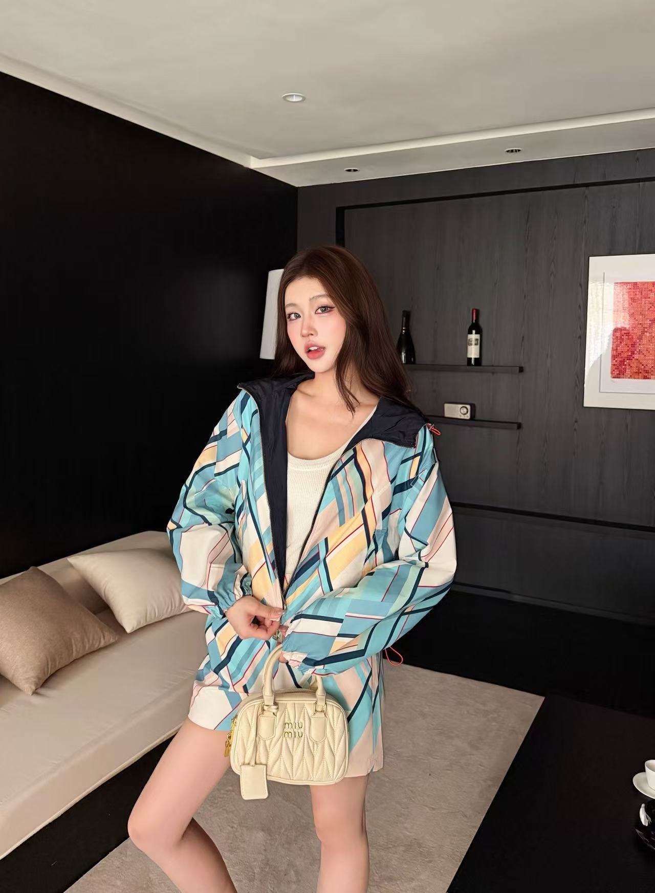 FEND1 高品質プリントリバーシブルジャケット＋ショーツ【50％割引+送料無料】