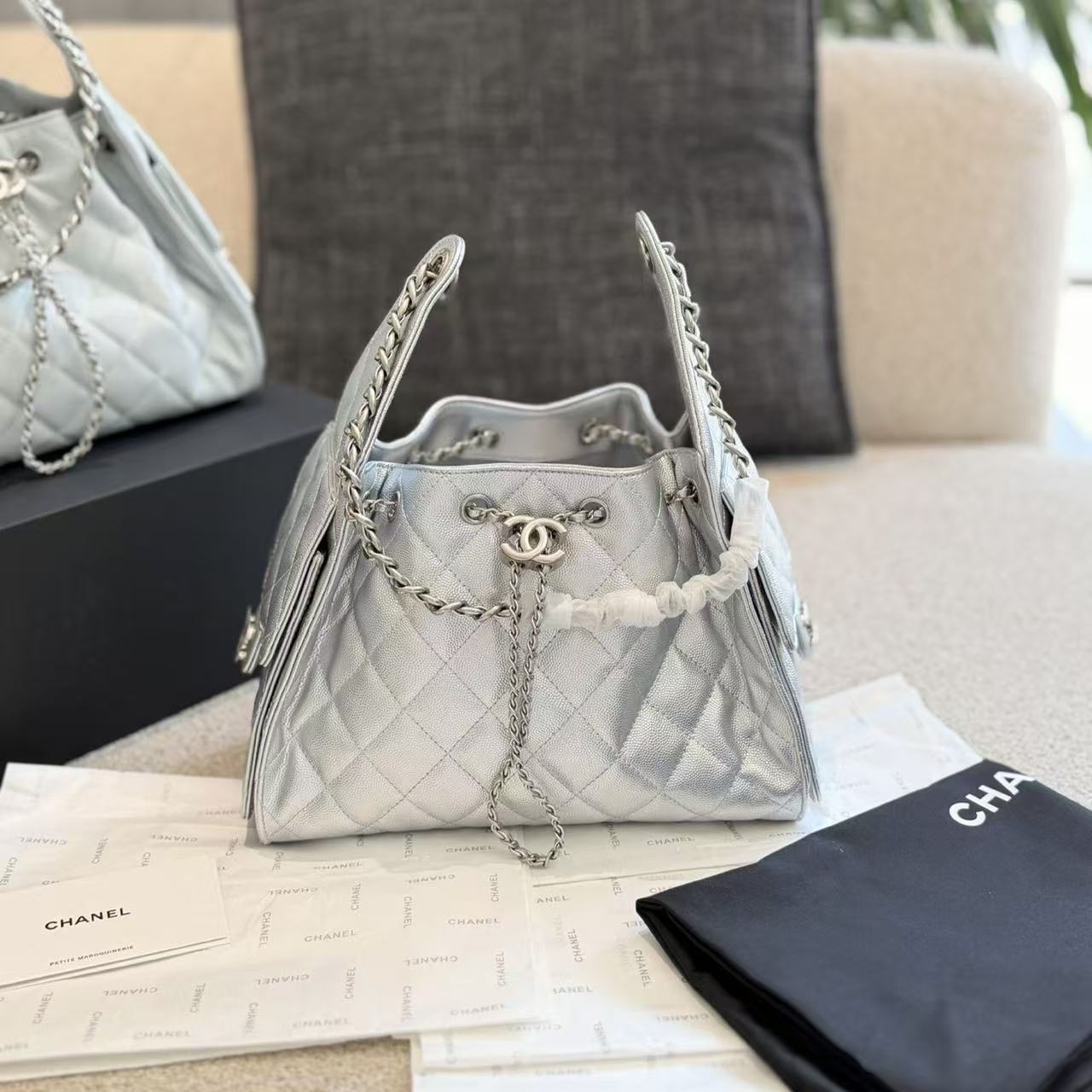 CHANE1 チェーンレザーバケットバッグ【50％割引+送料無料】