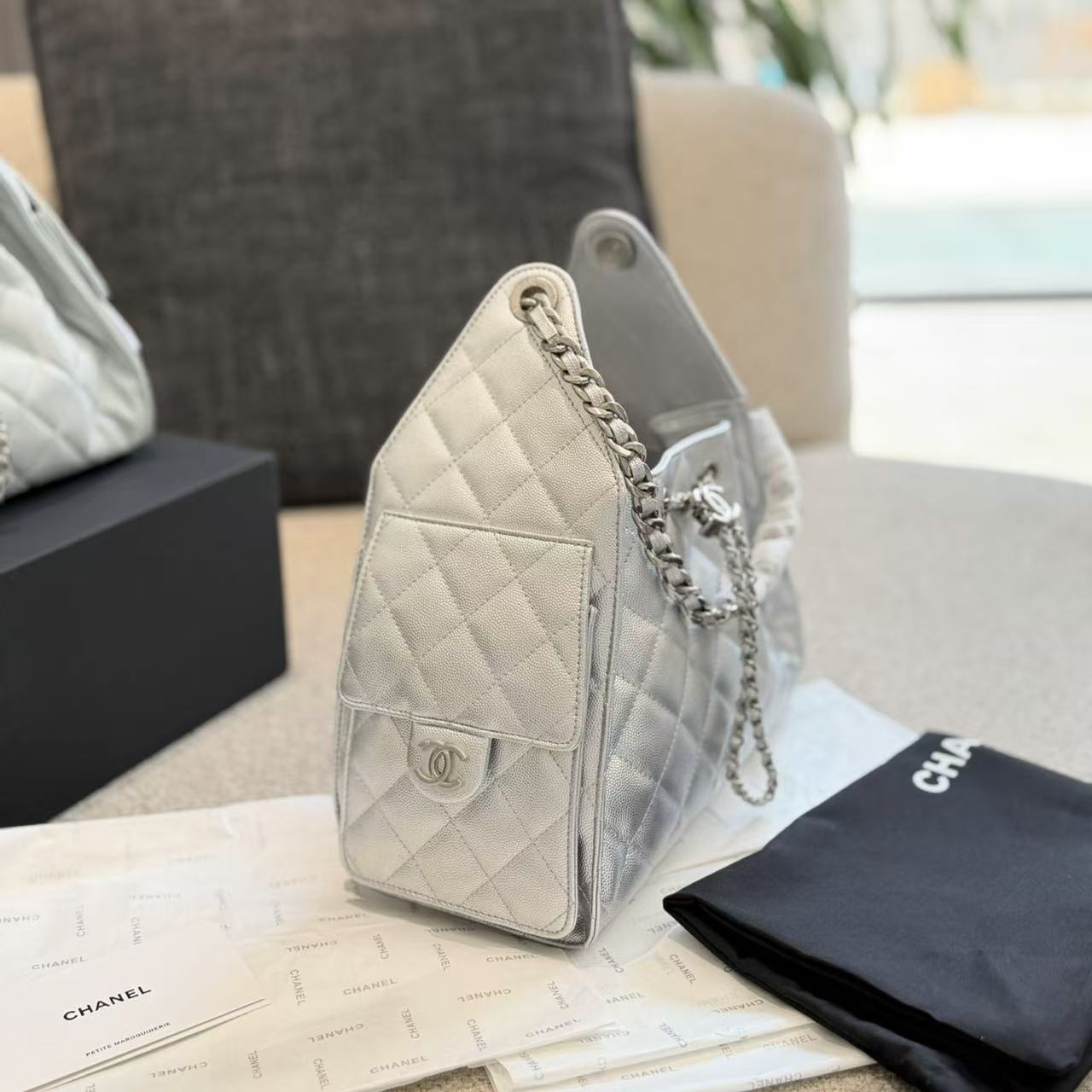 CHANE1 チェーンレザーバケットバッグ【50％割引+送料無料】