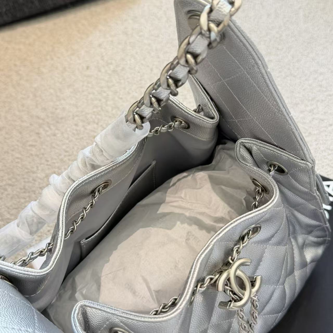 CHANE1 チェーンレザーバケットバッグ【50％割引+送料無料】