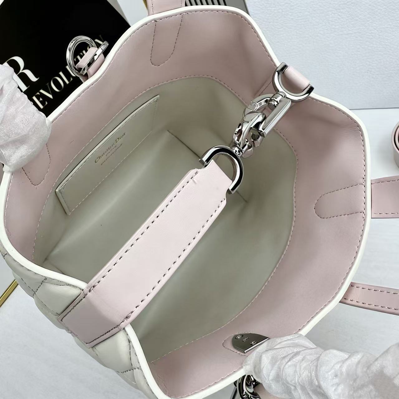 DIOR カーフスキン ハンドバッグ【50％割引+送料無料】