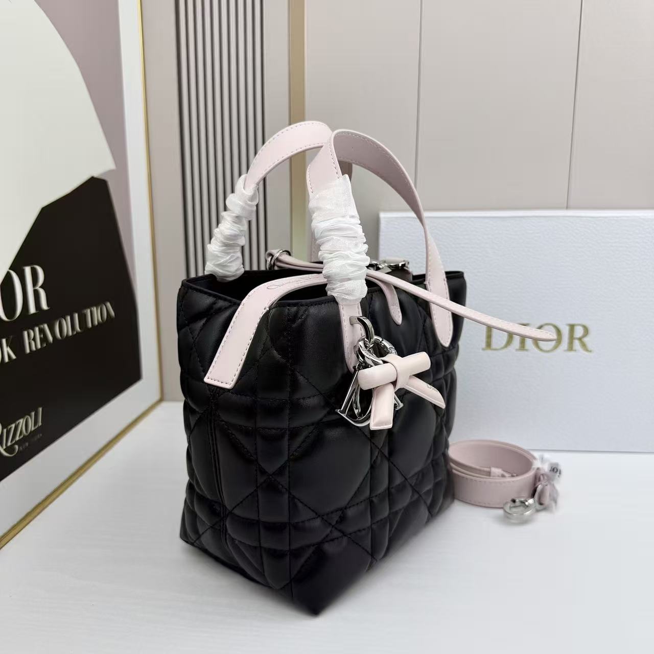 DIOR カーフスキン ハンドバッグ【50％割引+送料無料】