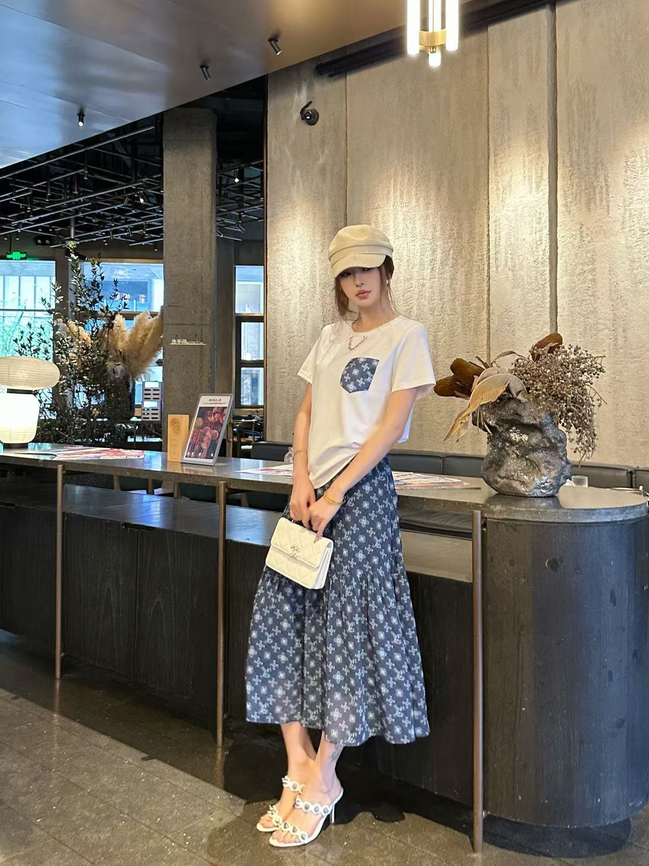 LV 高品質 ポケットTシャツ＆スカート 2点セット【50％割引+送料無料】