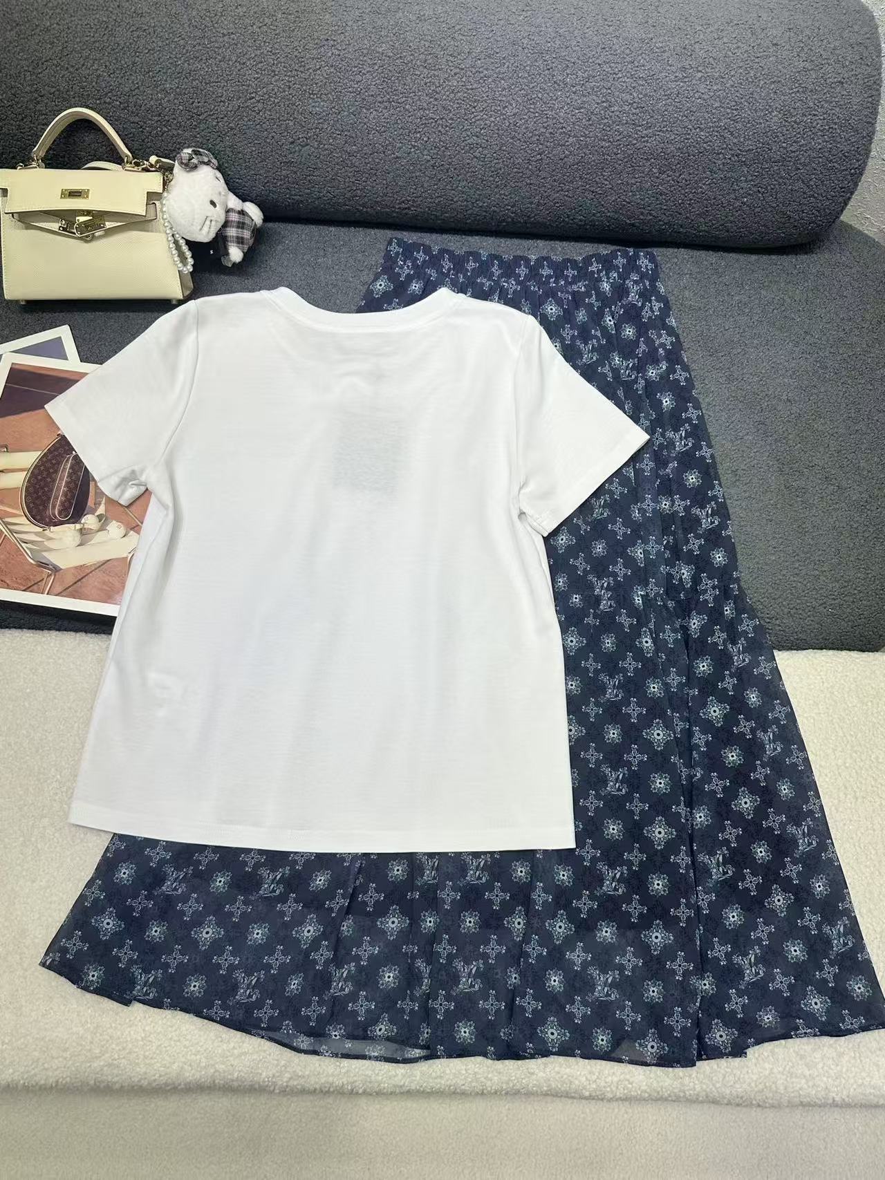 LV 高品質 ポケットTシャツ＆スカート 2点セット【50％割引+送料無料】