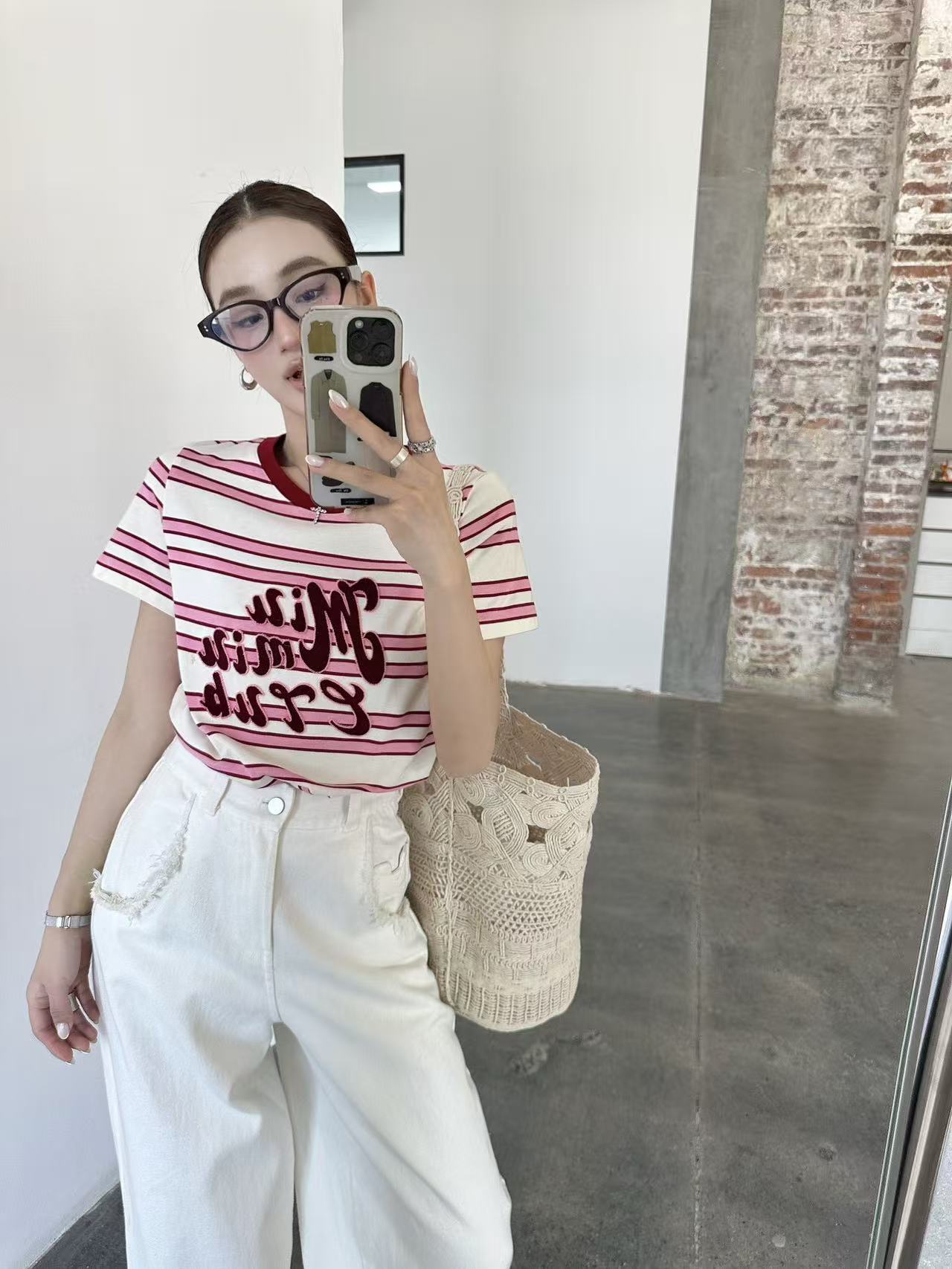 M1UM1U ストライプ柄レターTシャツ【50％割引+送料無料】