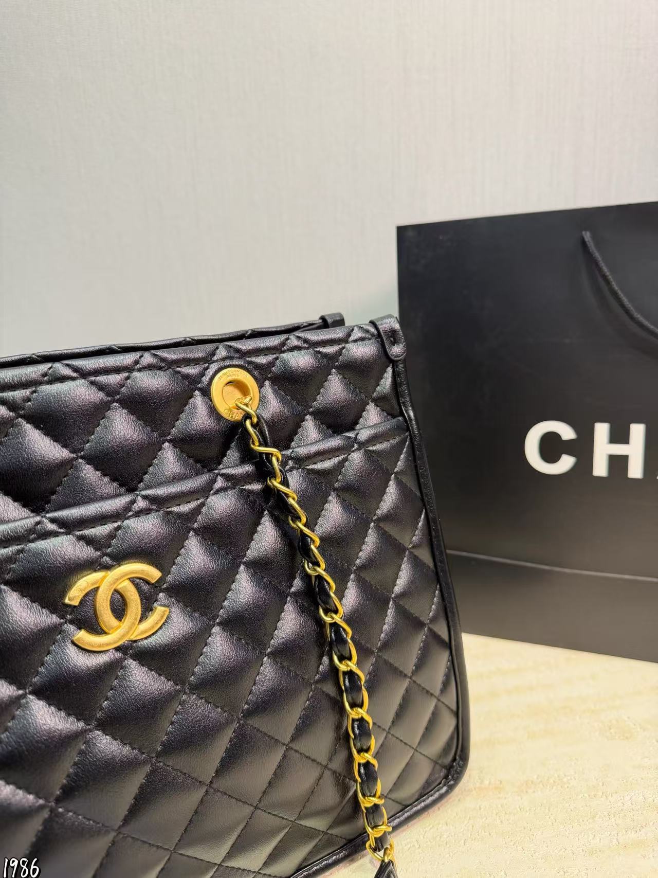 CHANE1 ラムスキンチェーンバッグ【50％割引+送料無料】