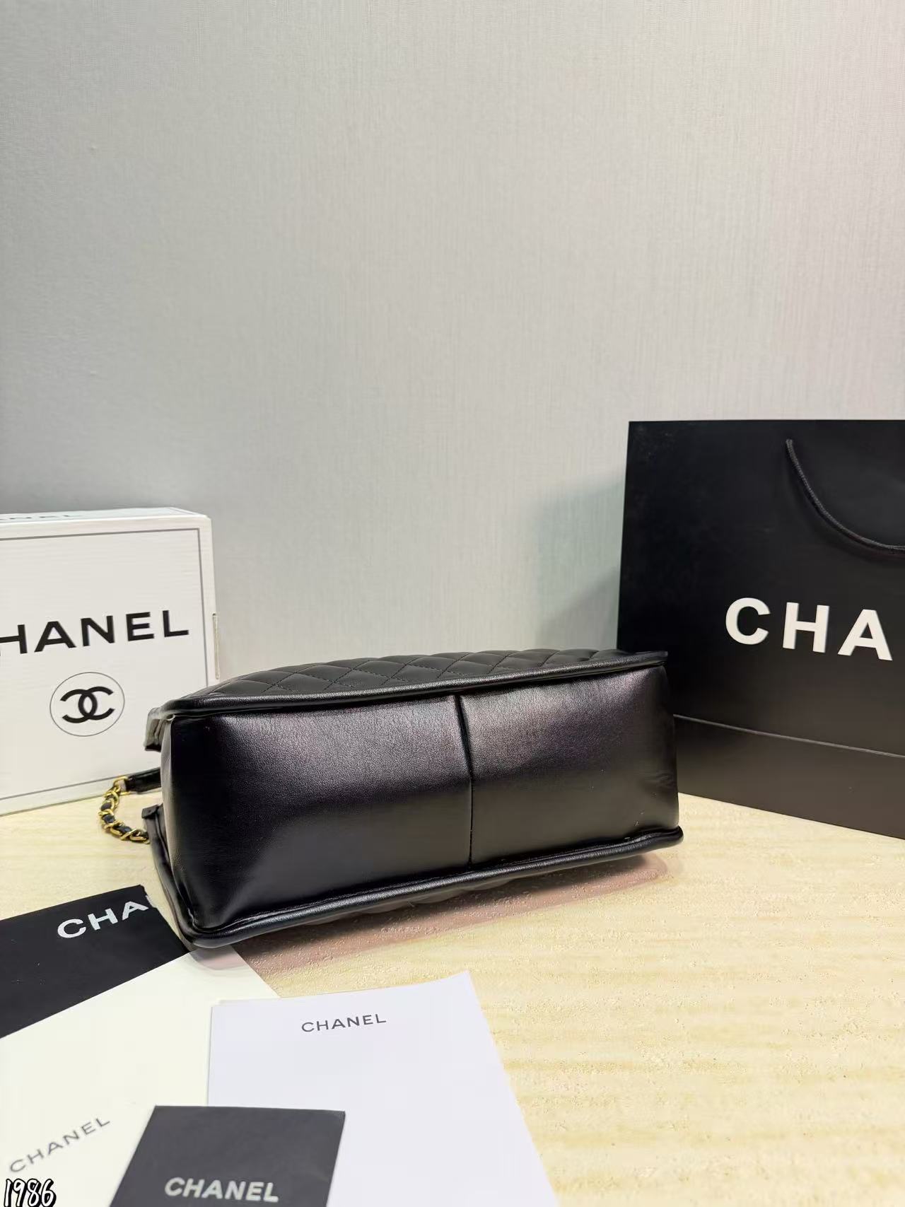 CHANE1 ラムスキンチェーンバッグ【50％割引+送料無料】