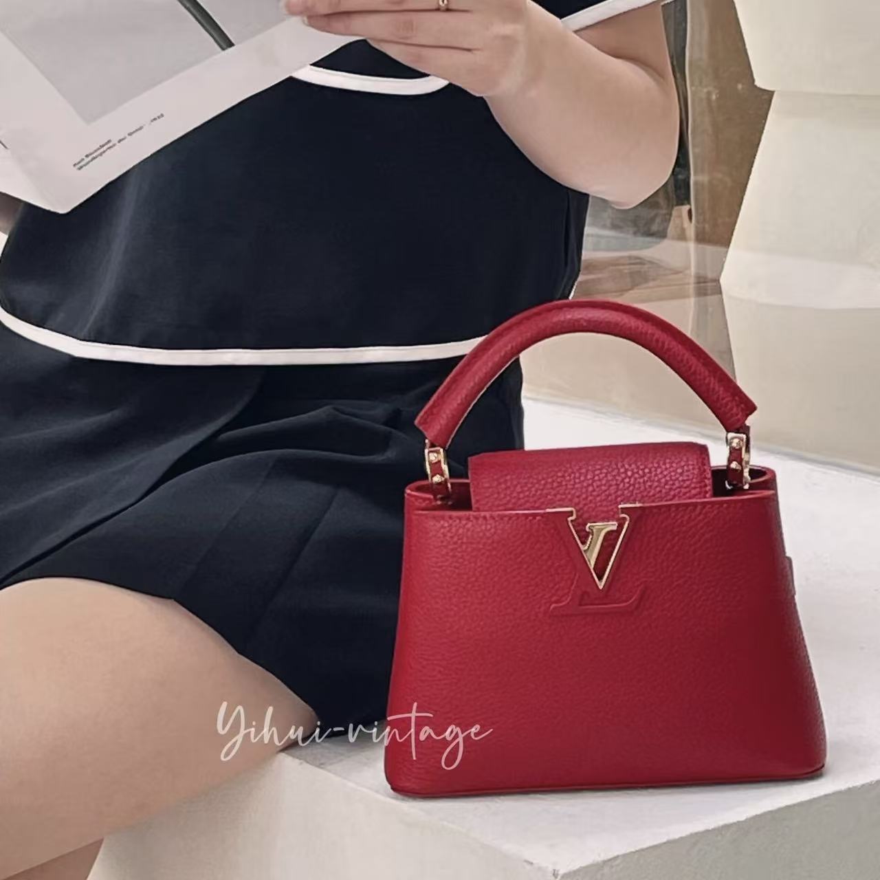 LV Capucinesレザーハンドバッグ【50％割引+送料無料】