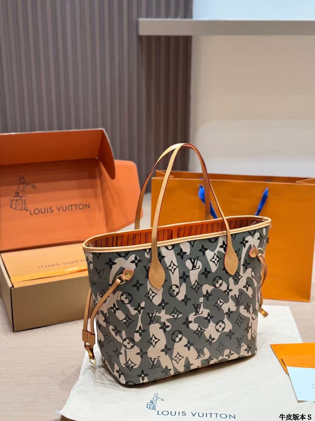 LV Neverfullショッピングバッグ【50％割引+送料無料】