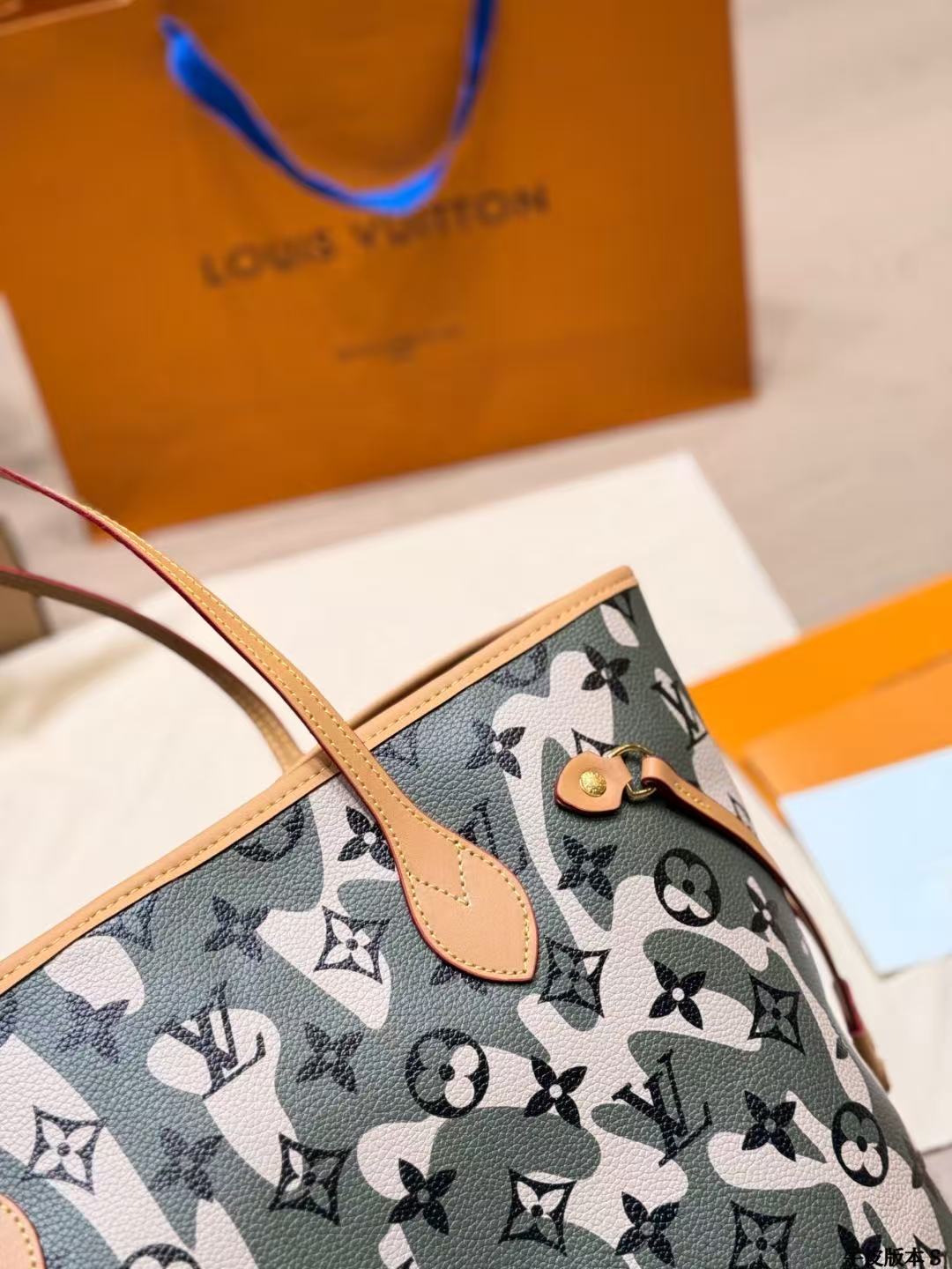 LV Neverfullショッピングバッグ【50％割引+送料無料】