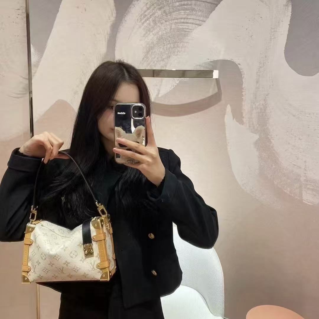 LV 新作プリントショルダーバッグ【50％割引+送料無料】