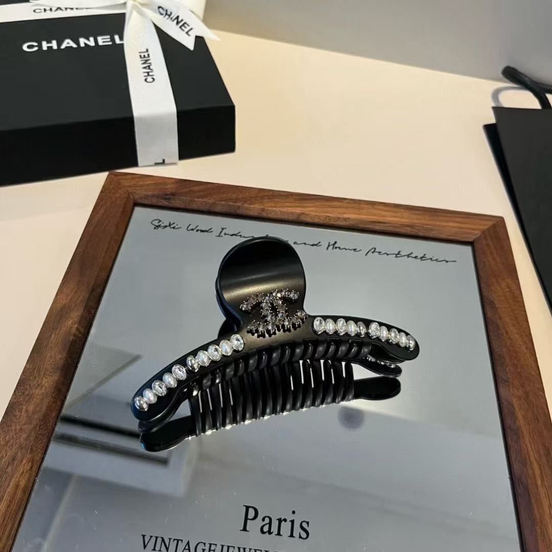 CHANE1 ダブルCダイヤモンドヘアクリップ【50％割引+送料無料】
