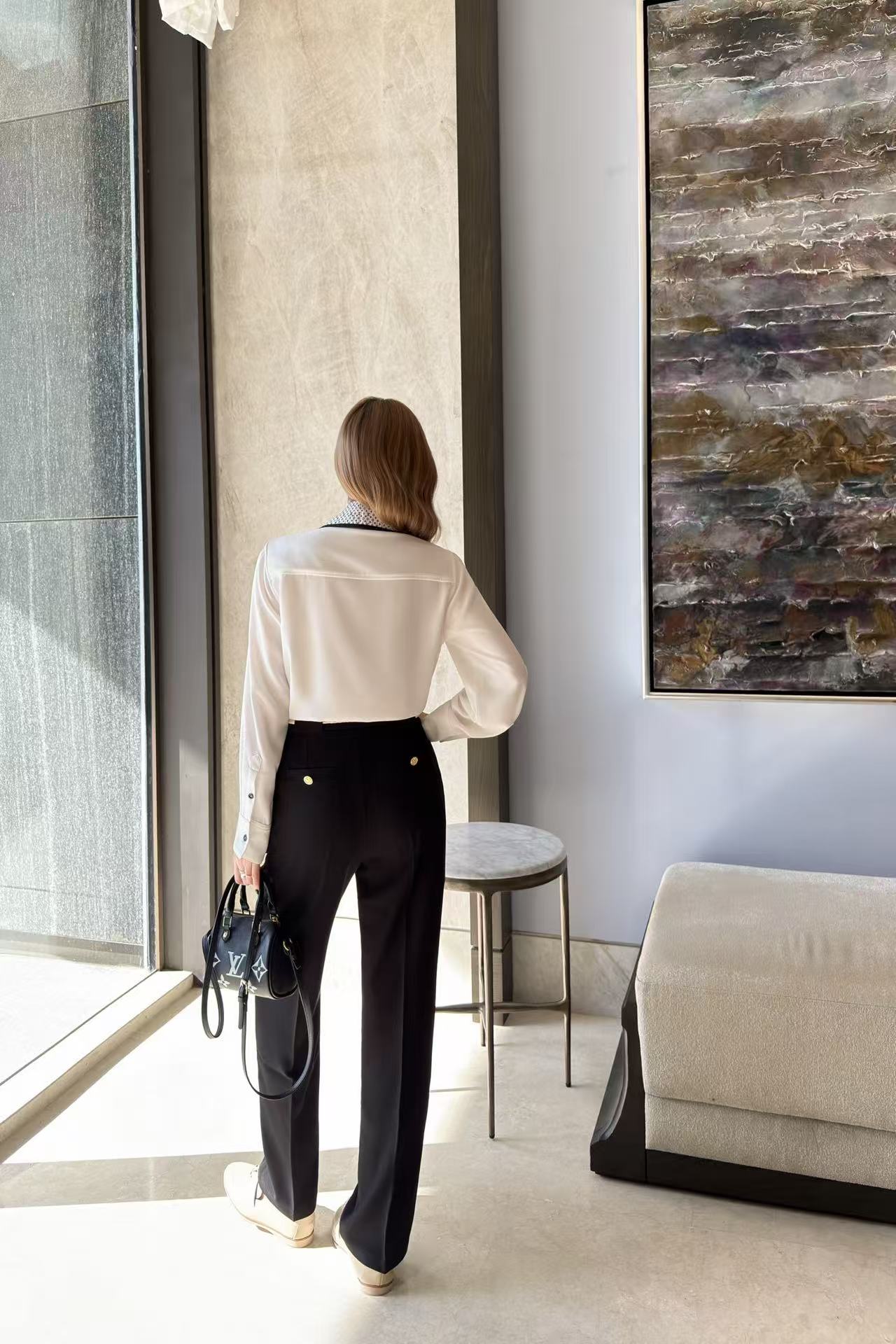 LVプリントリボンシャツ【50％割引+送料無料】