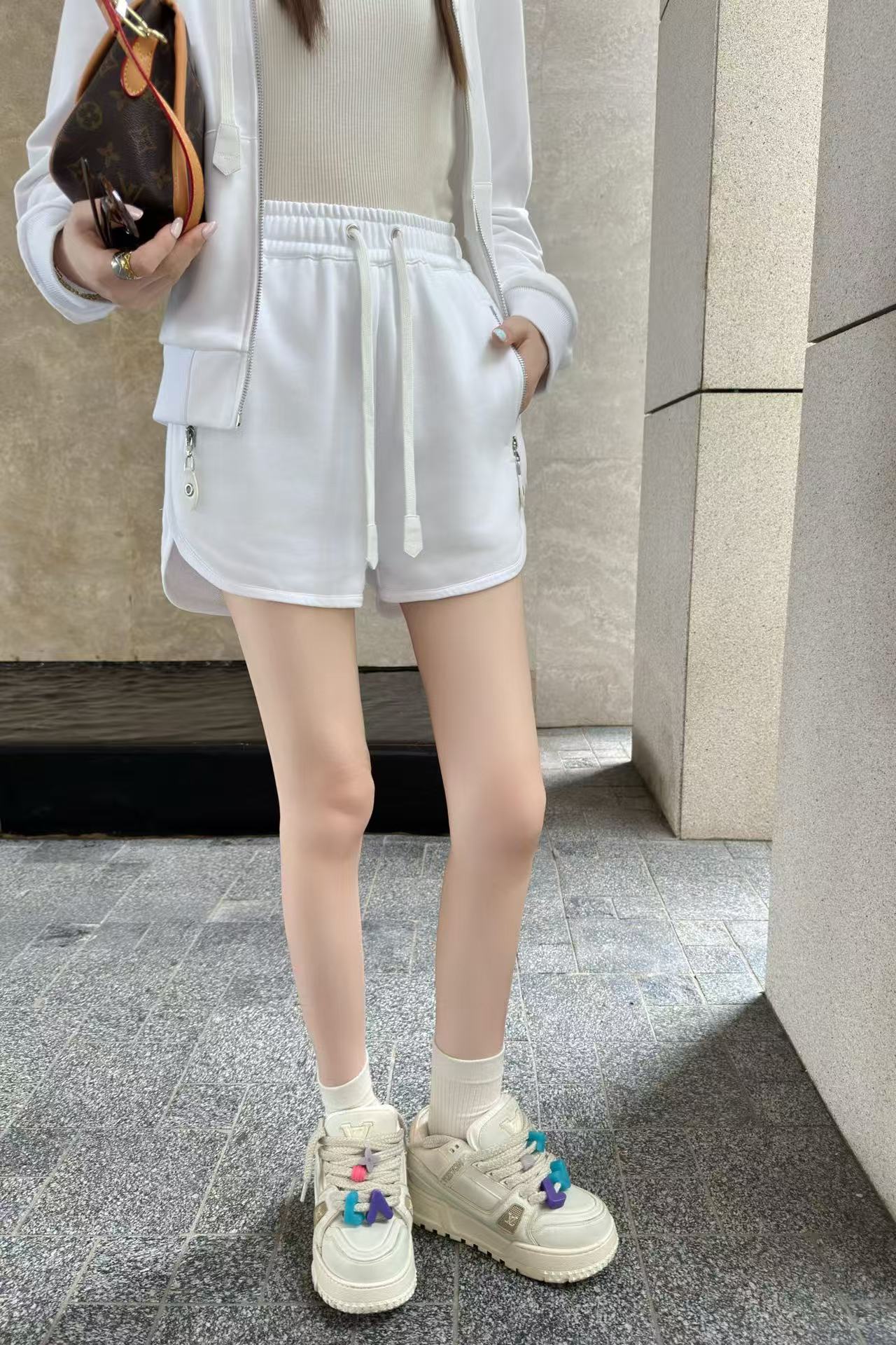 LV フード付きジャケット＆ショートパンツ 2点セット【50％割引+送料無料】