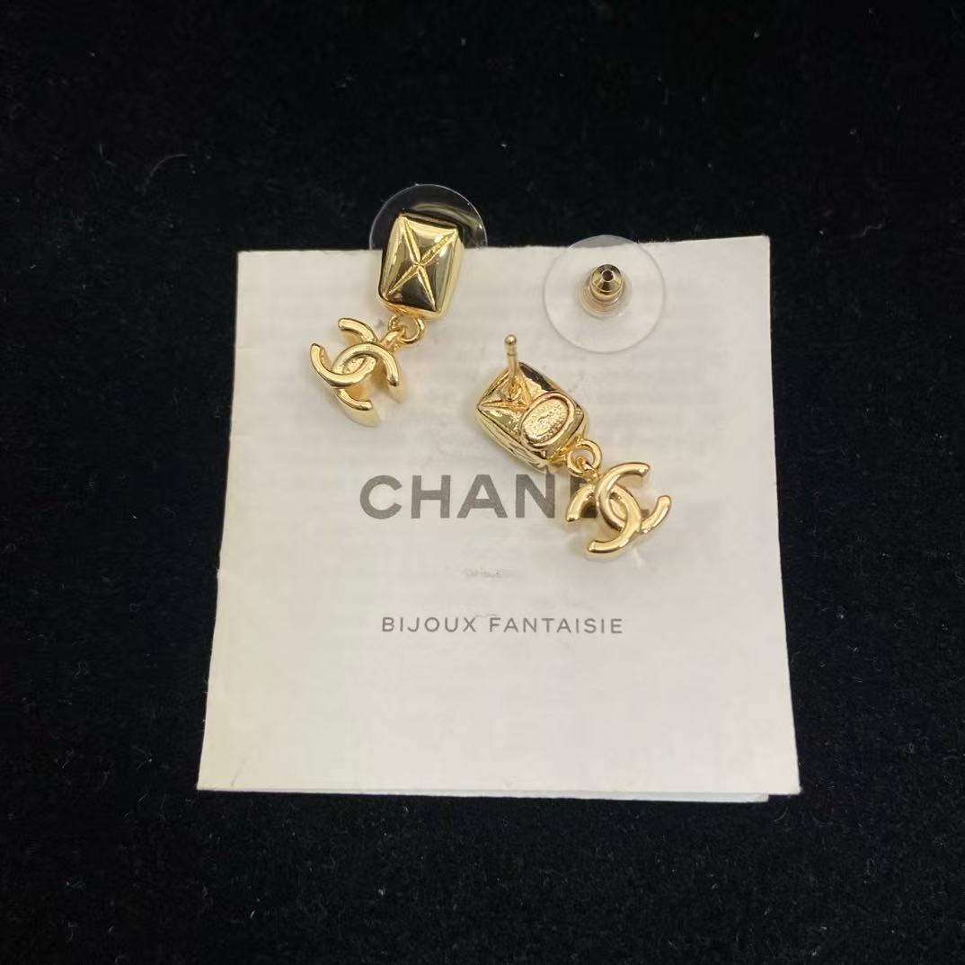 CHANE1 ダブルCクロスピアス【50％割引+送料無料】