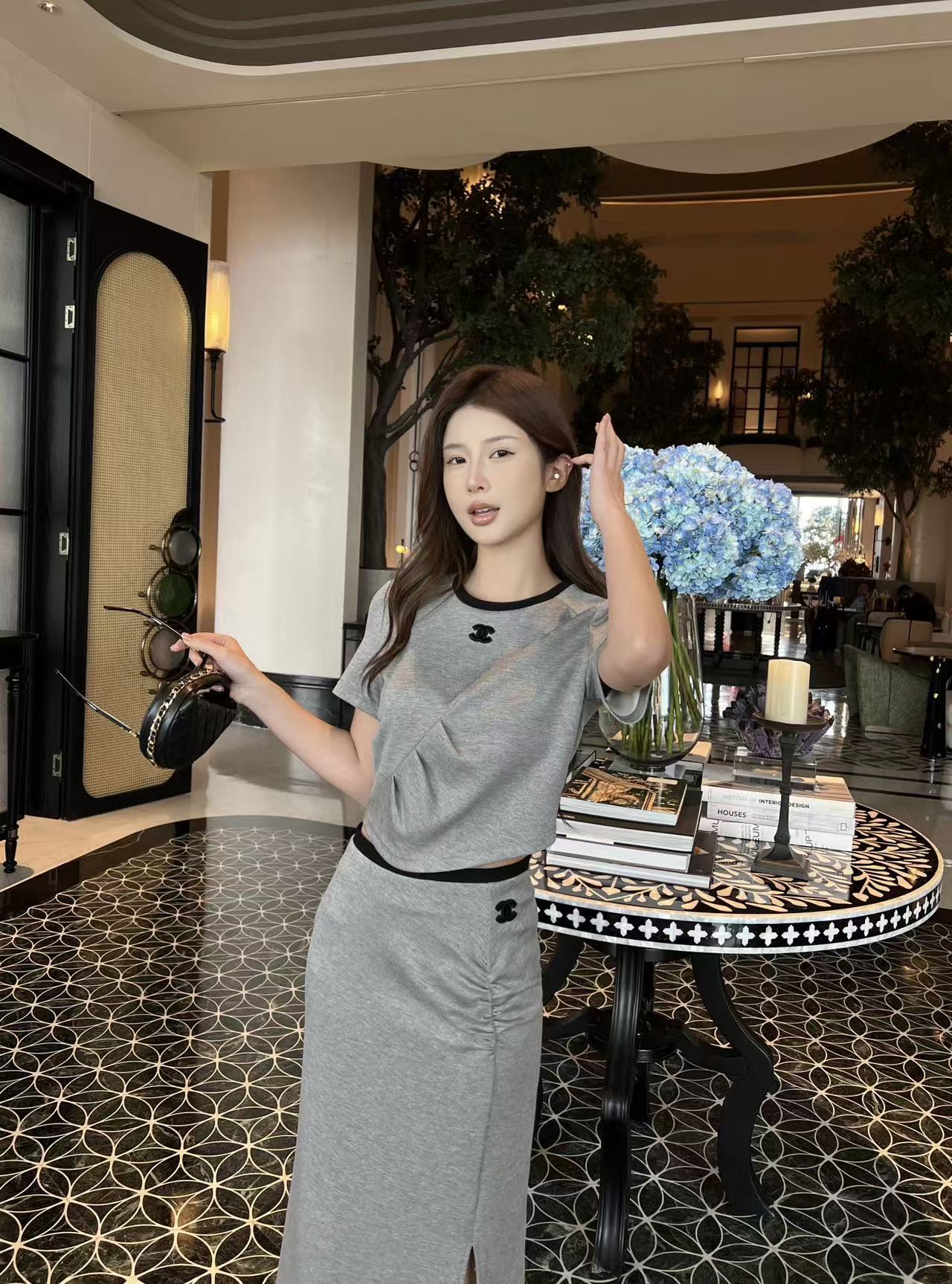 CHANE7高品質 ダブルC Tシャツ＆スカートセット【50％割引+送料無料】