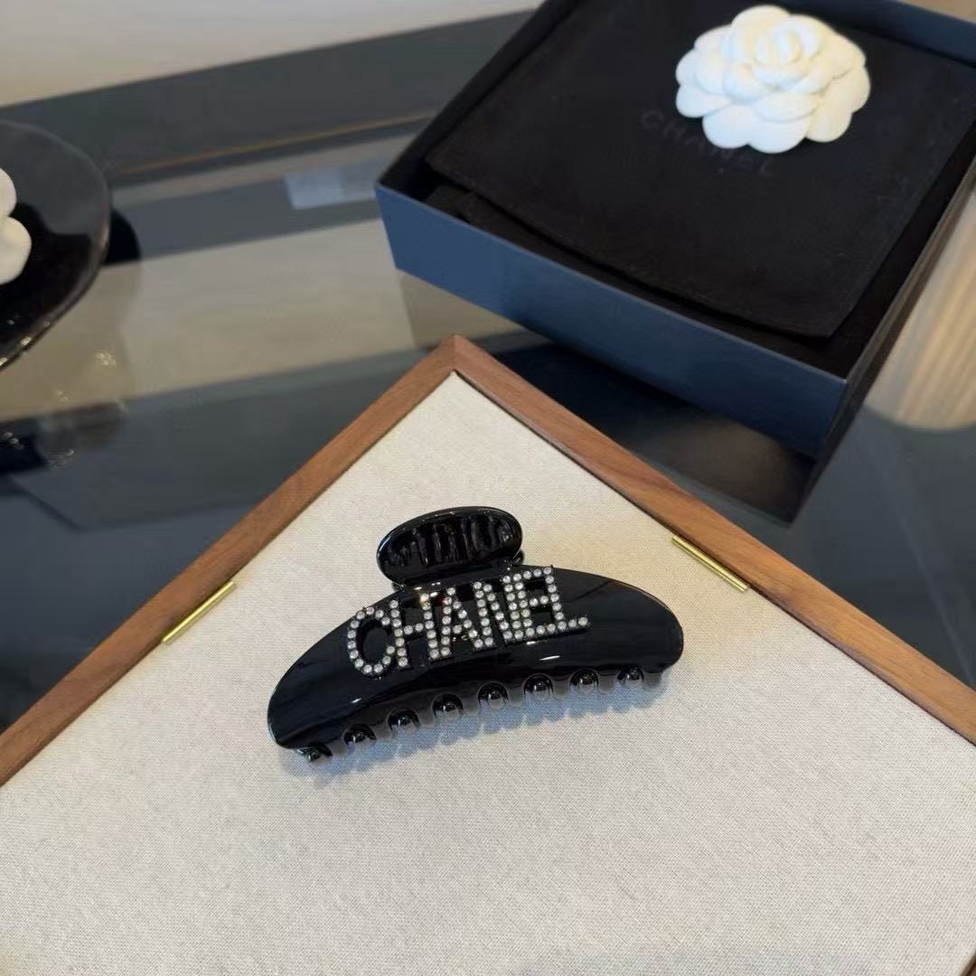 CHANE1 ミニマリスト・レター・ヘアクリップ【50％割引+送料無料】