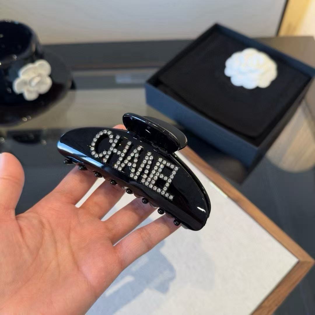 CHANE1 ミニマリスト・レター・ヘアクリップ【50％割引+送料無料】
