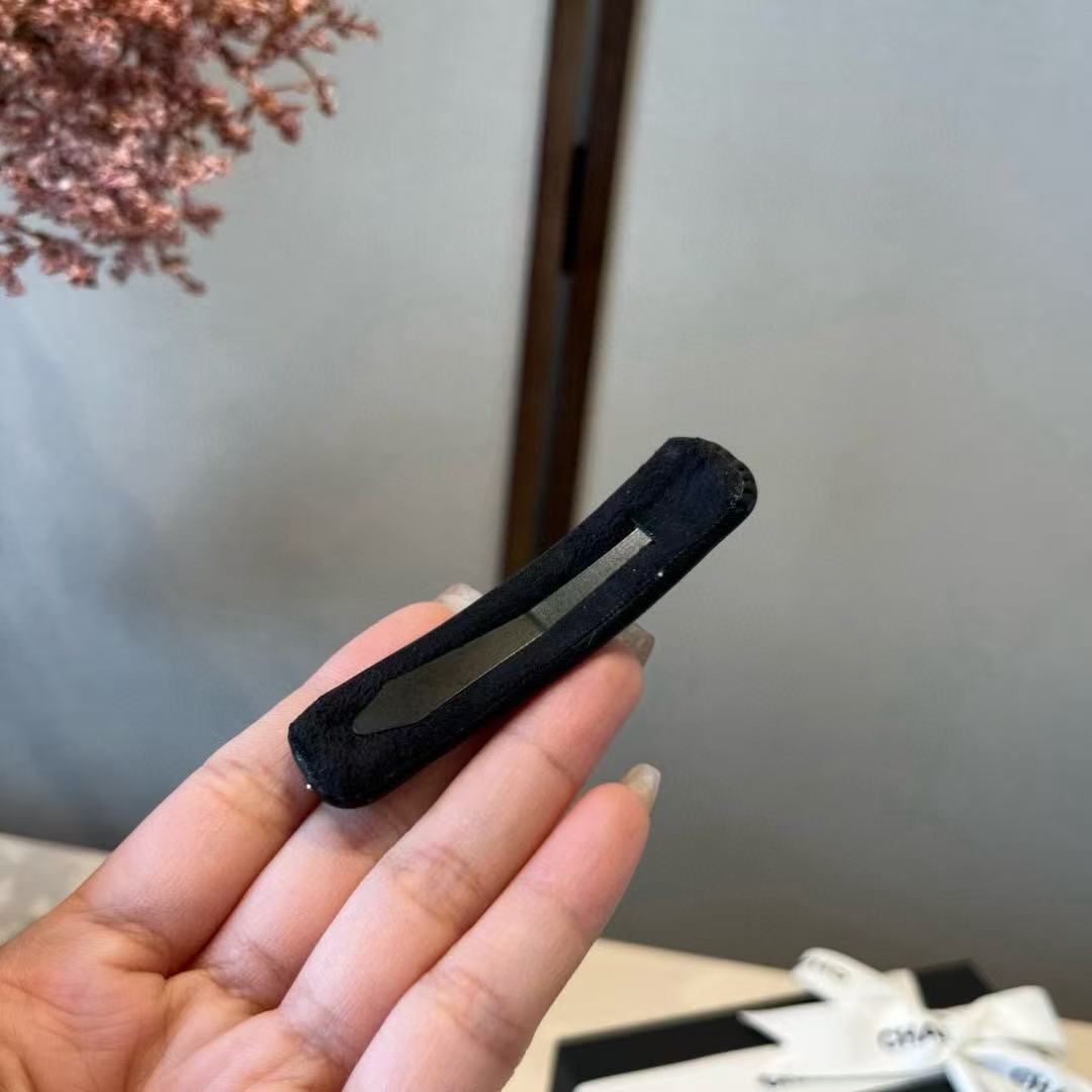 Chr0me Heartsレザーのヘアクリップ【50％割引+送料無料】