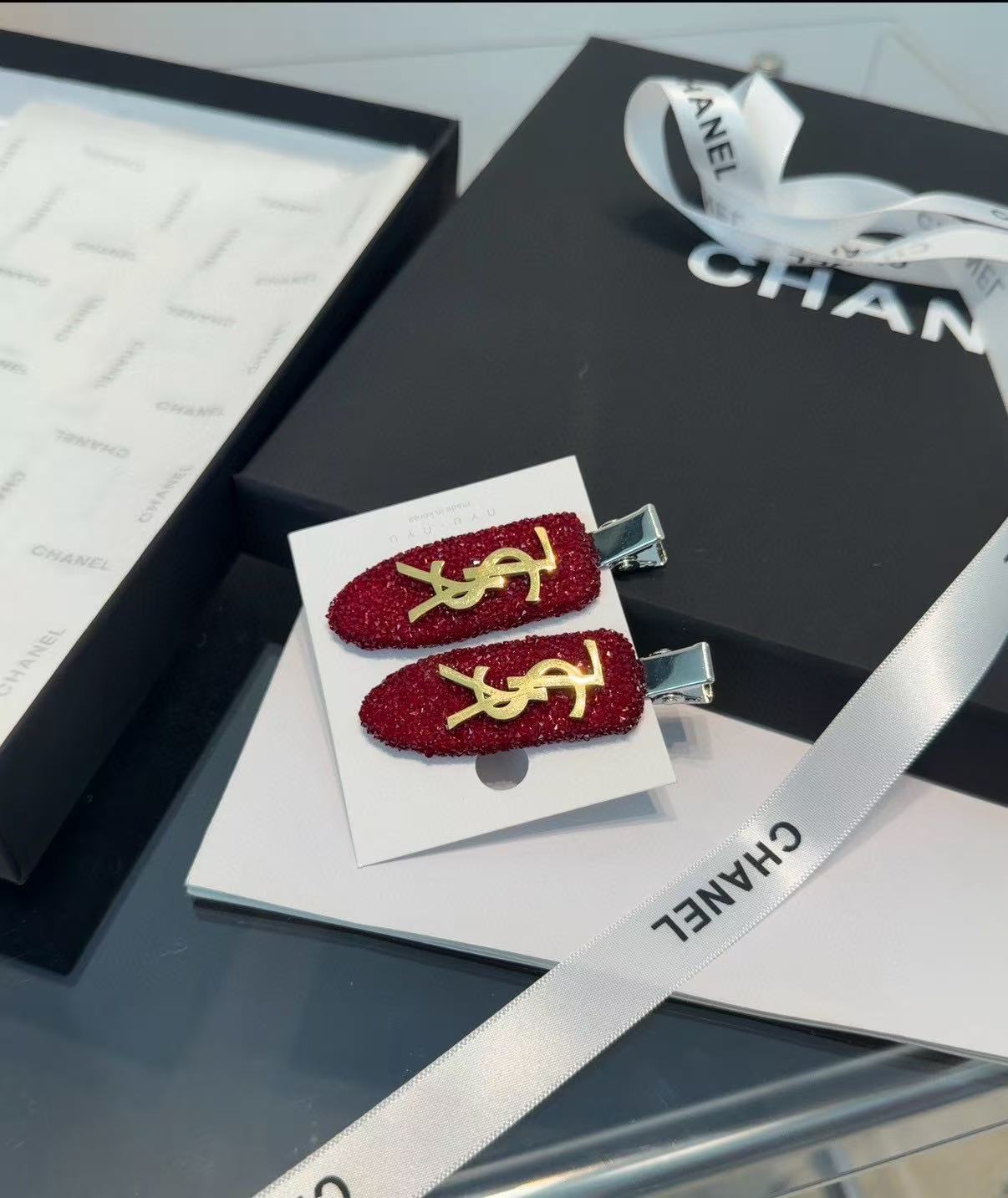 YSL シンプルバングスヘアクリップ【50％割引+送料無料】