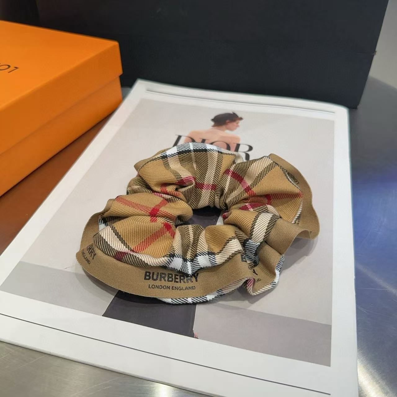 BUR8ERRY チェック柄ヘアタイ【50％割引+送料無料】