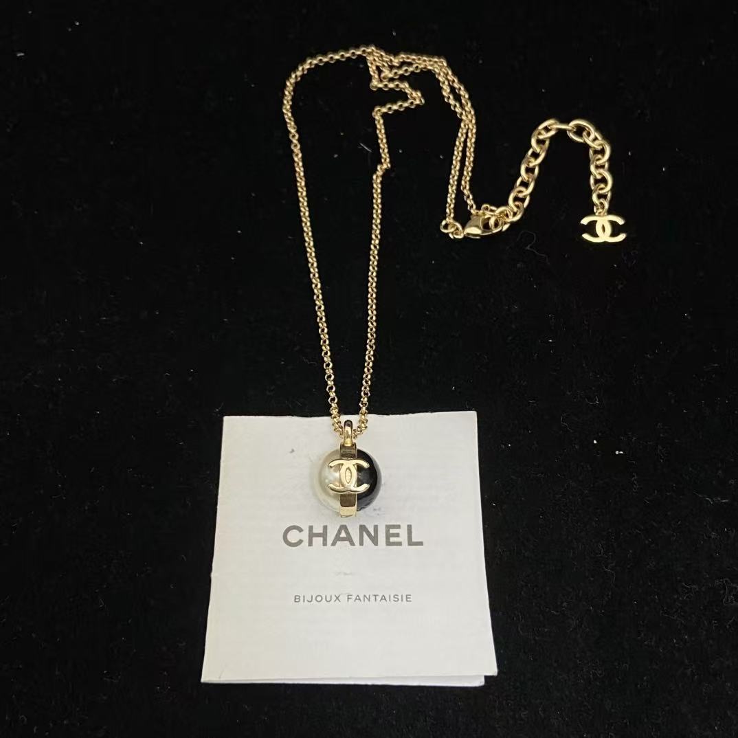 CHANE1 ブラック＆ホワイトパールネックレス【50％割引+送料無料】