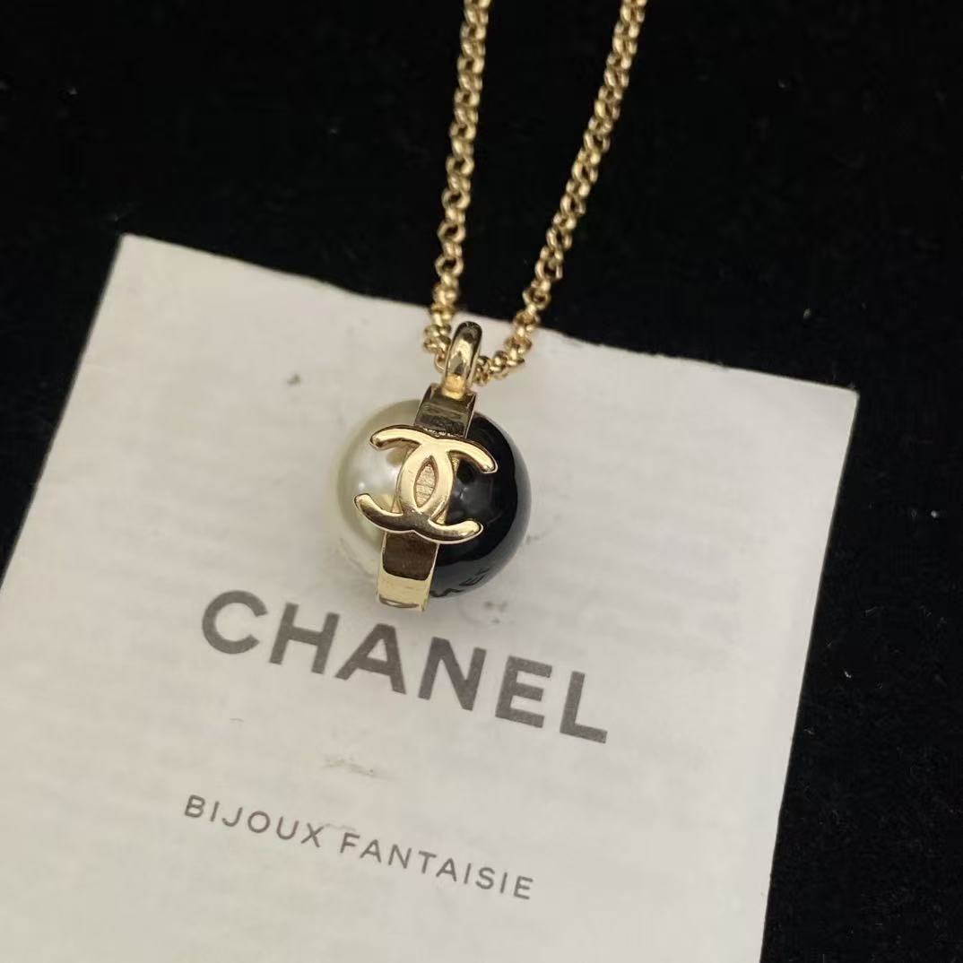 CHANE1 ブラック＆ホワイトパールネックレス【50％割引+送料無料】