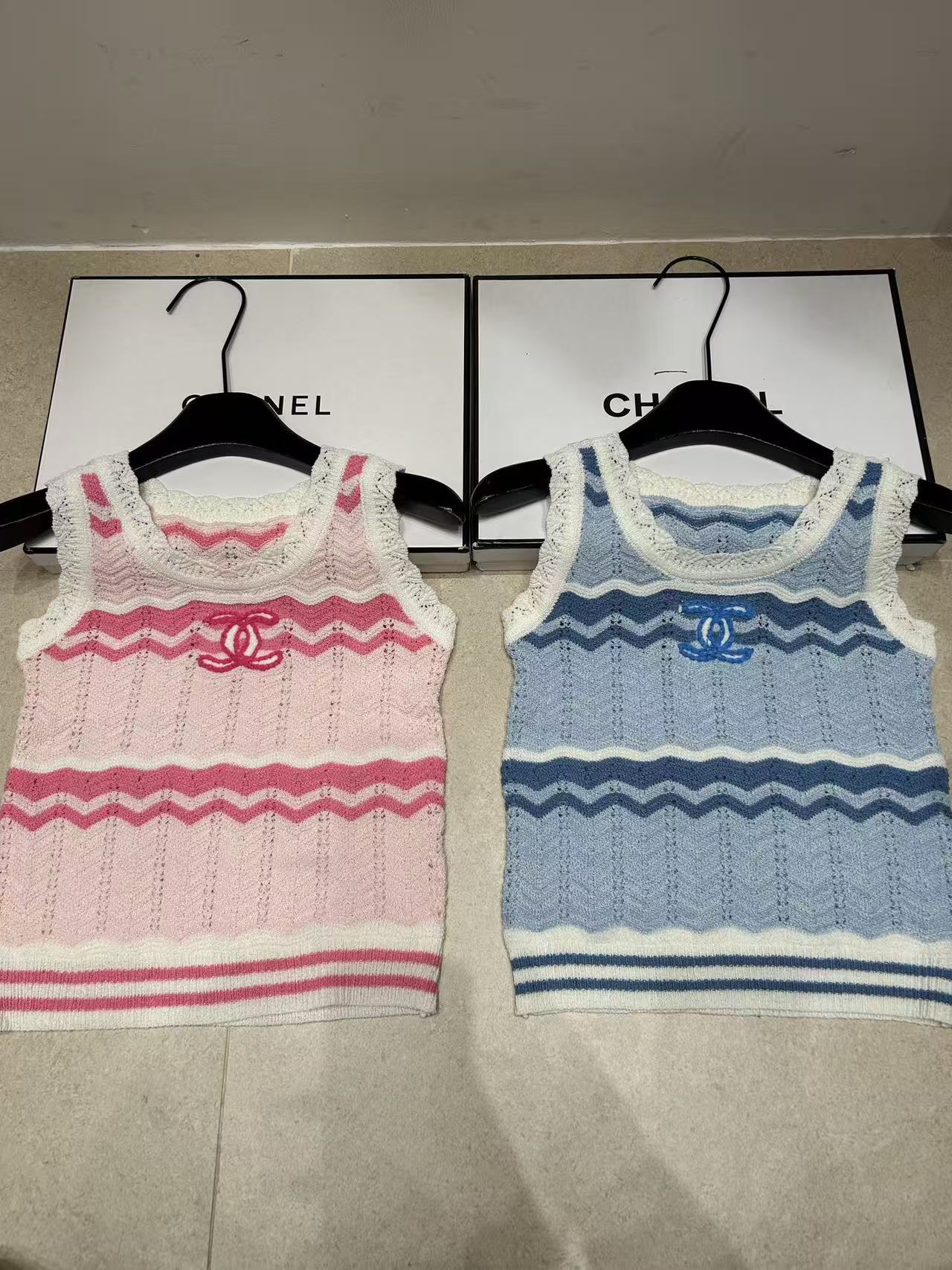 CHANE1 ダブルCカーブエッジウールベスト【50％割引+送料無料】