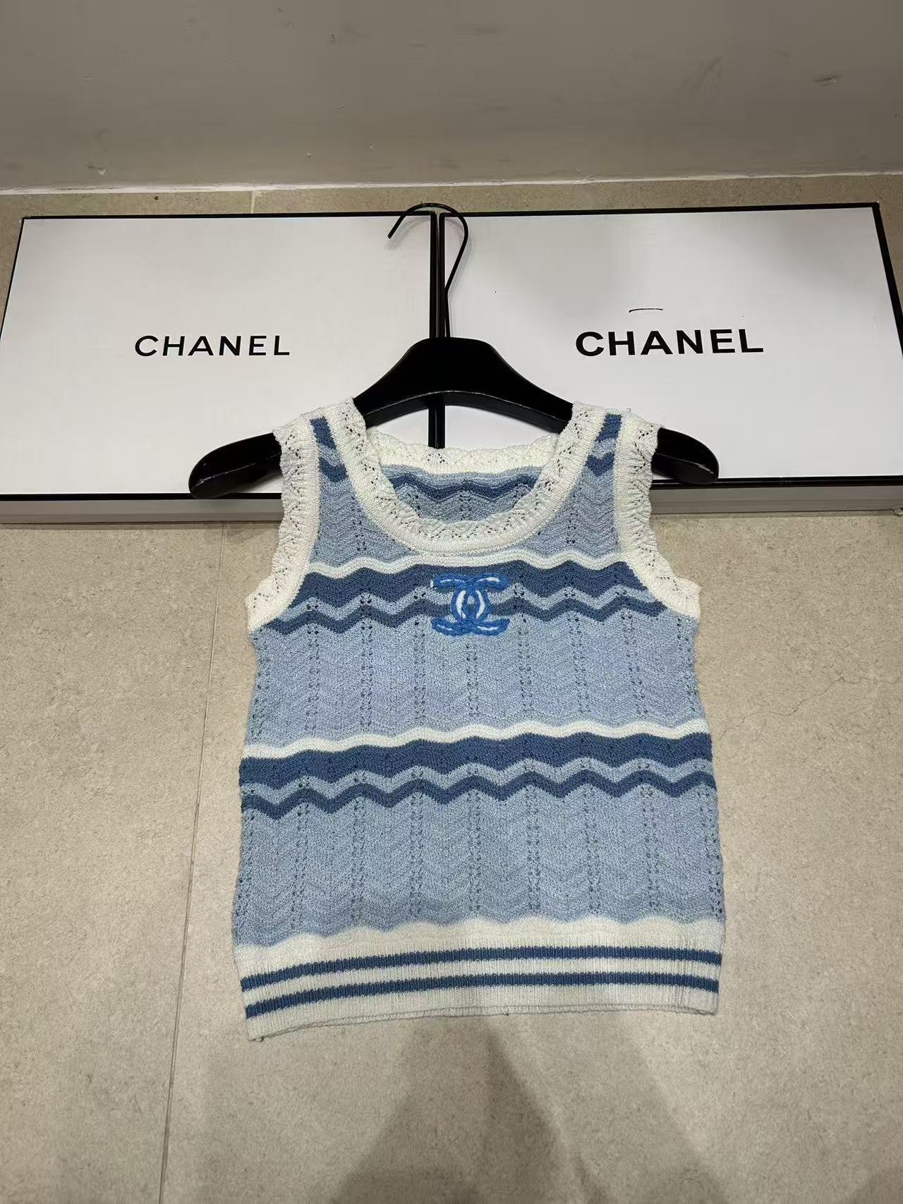 CHANE1 ダブルCカーブエッジウールベスト【50％割引+送料無料】