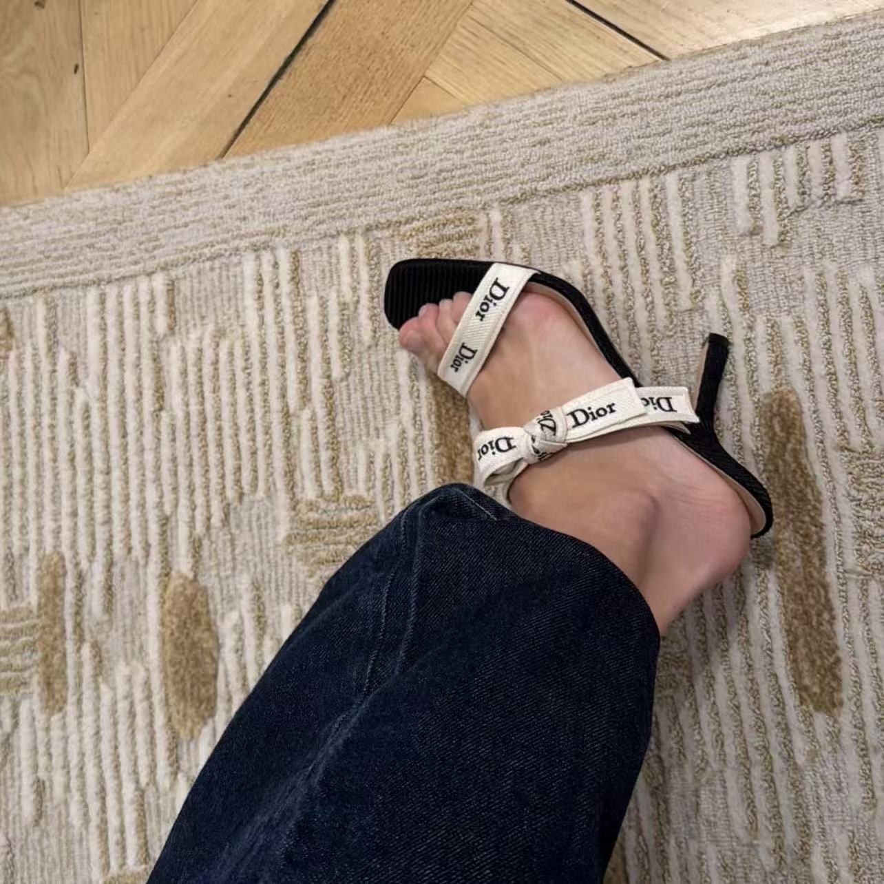 DI0R新作高品質レターハイヒール【50％割引+送料無料】