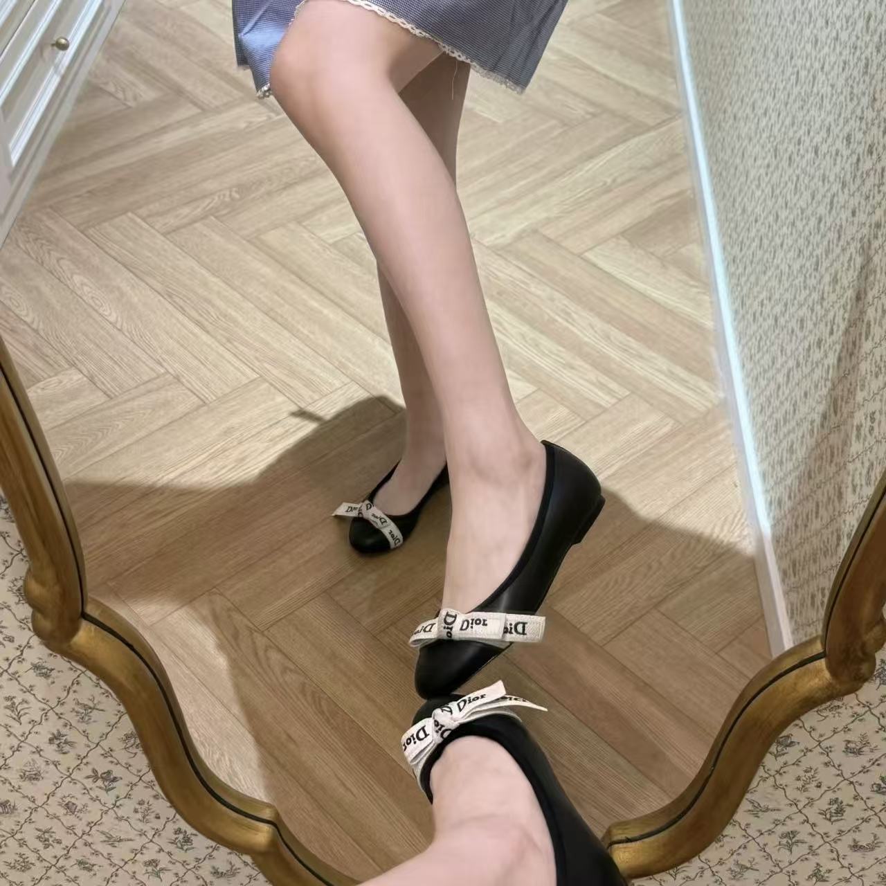 DIOR 上質なリボン付きフラットシューズ【50％割引+送料無料】