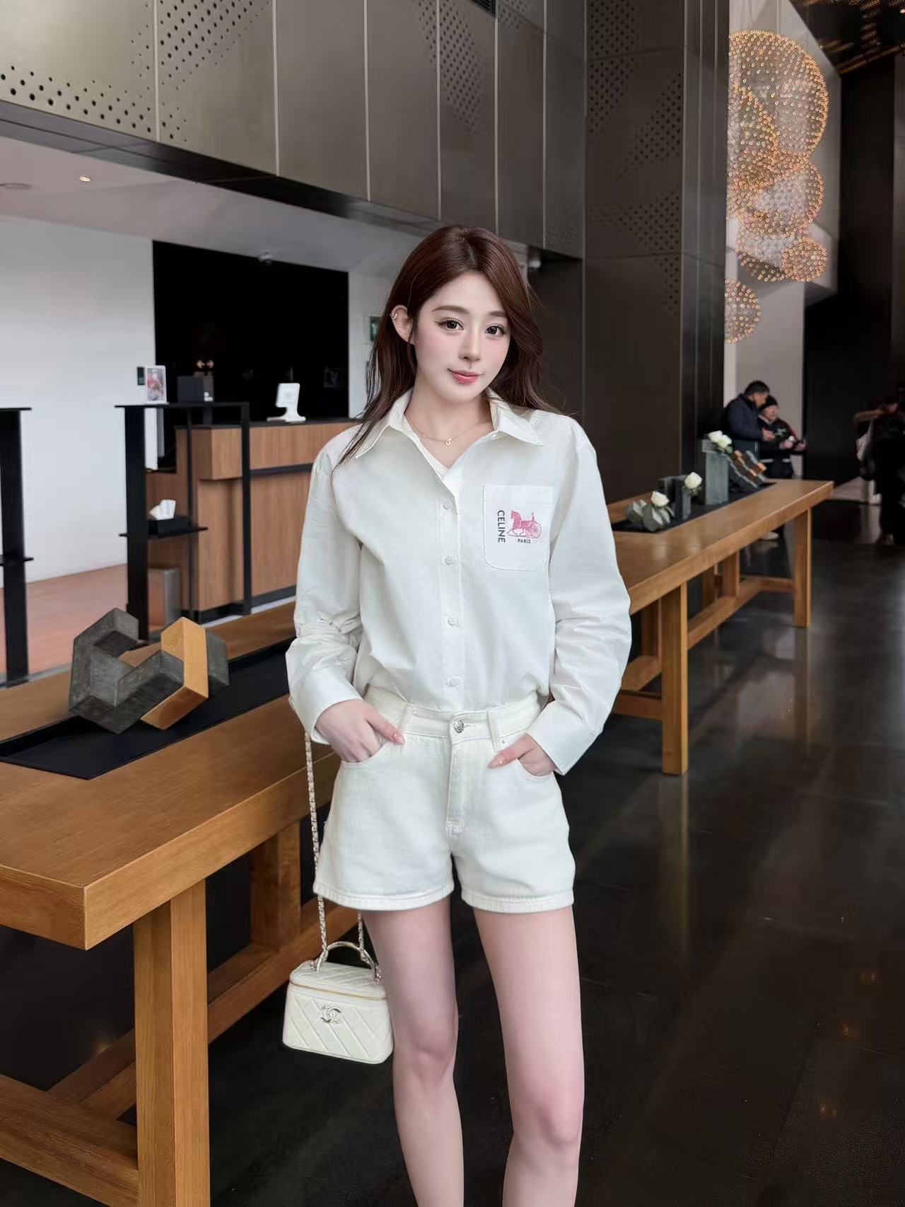 CEL1NE 刺繍入りポニーシャツ【50％割引+送料無料】