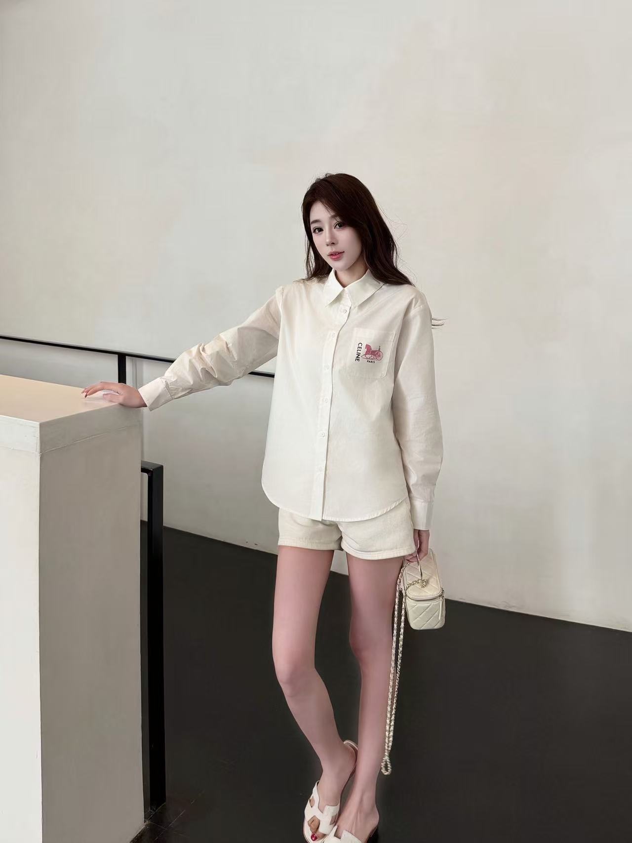 CEL1NE 刺繍入りポニーシャツ【50％割引+送料無料】