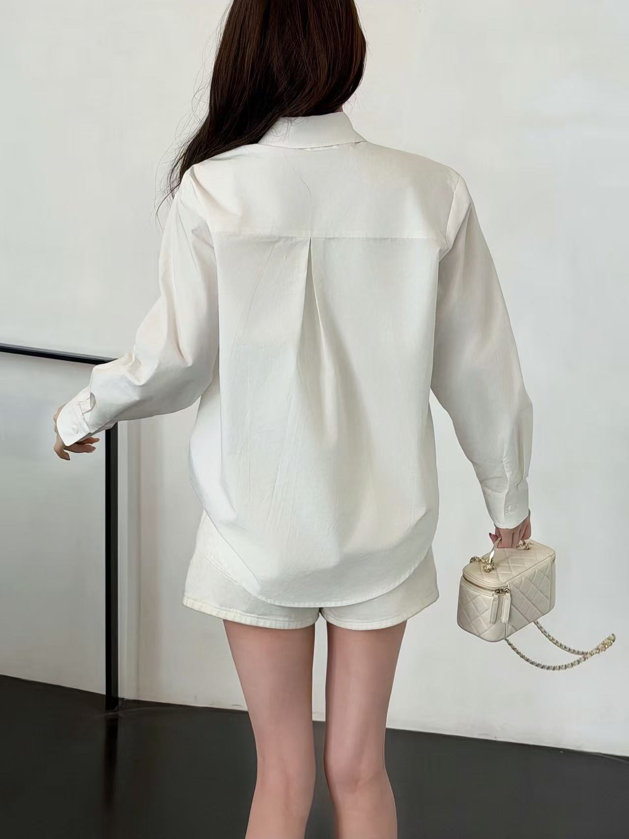 CEL1NE 刺繍入りポニーシャツ【50％割引+送料無料】