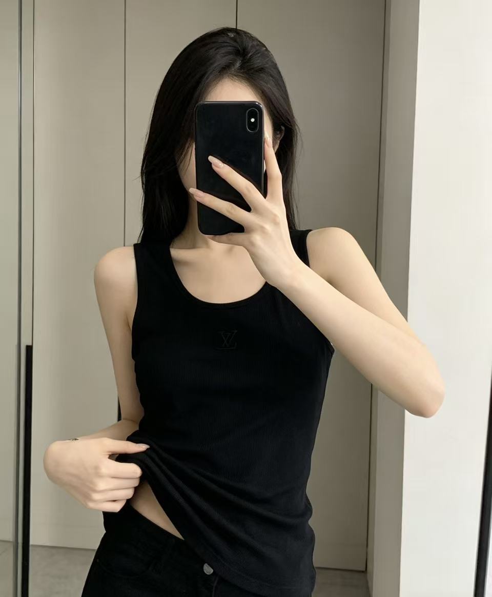 LV刺繍ロゴ入りベストTシャツ【50％割引+送料無料】