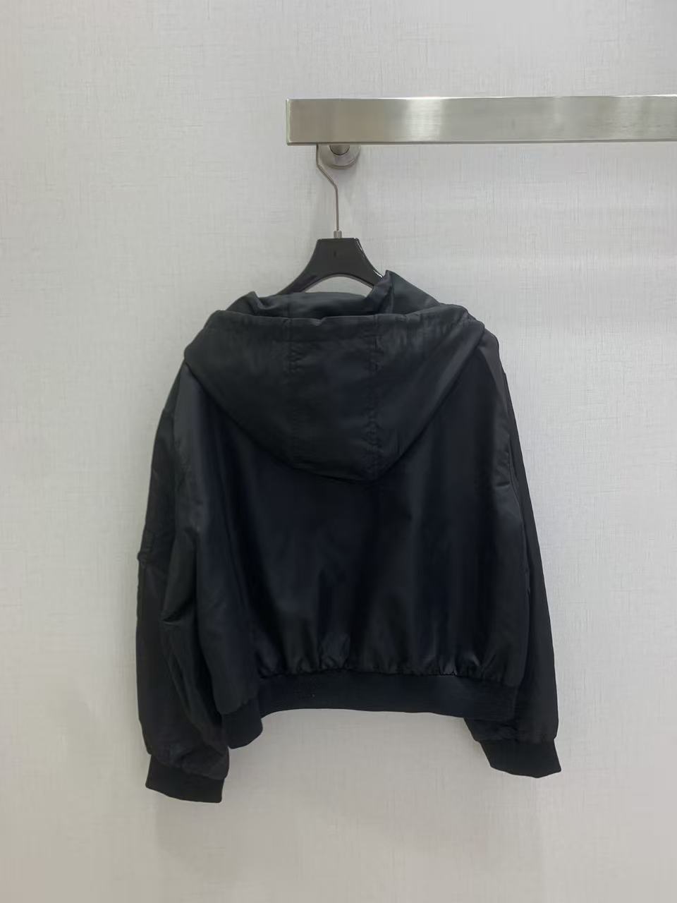 PR4DA トライアングルロゴ フーデッドジャケット【50％割引+送料無料】