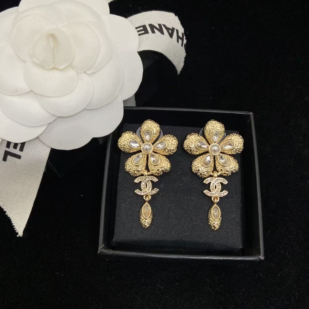 CHANE1 ダブルC ダイヤモンド ウィートピアス【50％割引+送料無料】