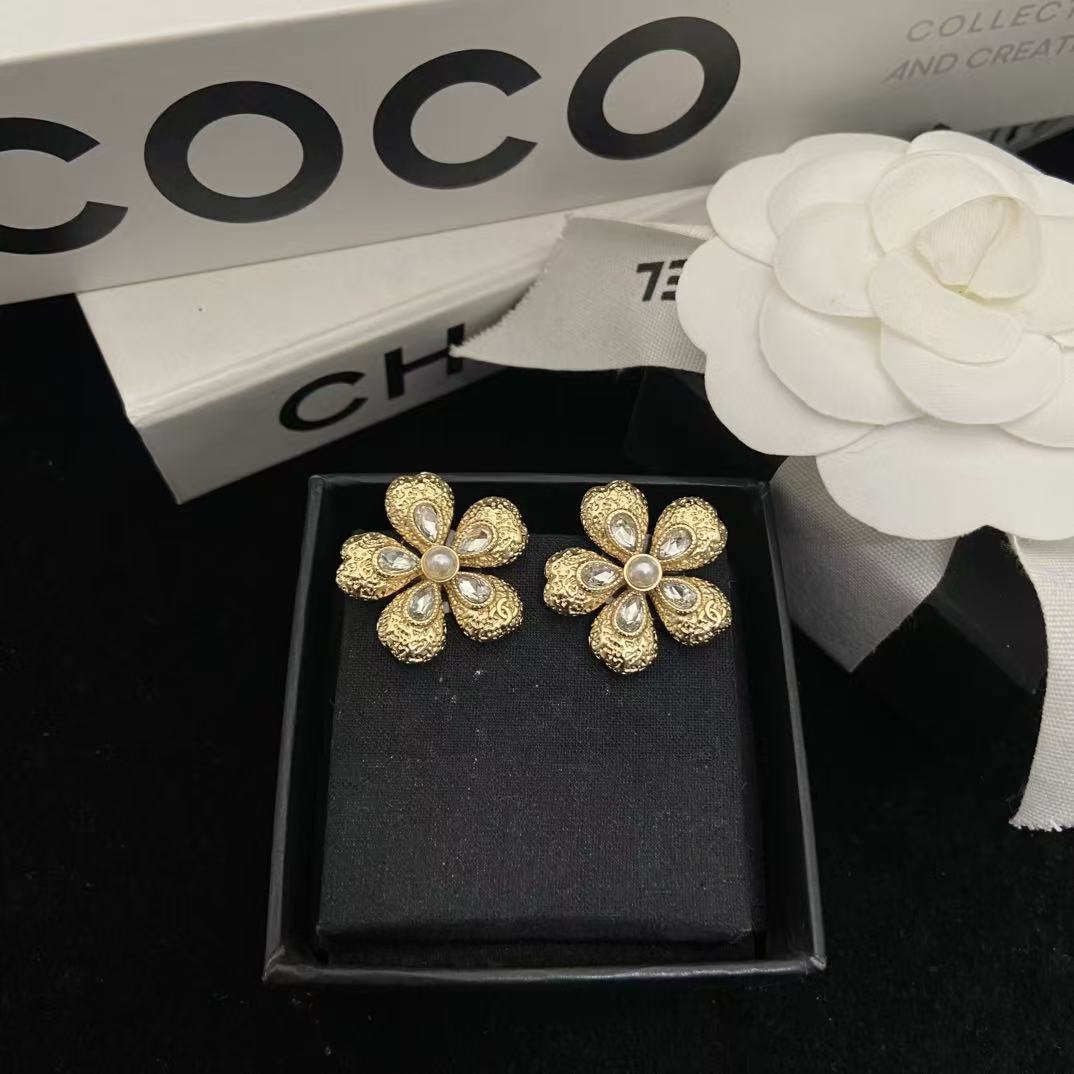 CHANE1 ダブルC ダイヤモンドフラワーウィートピアス【50％割引+送料無料】