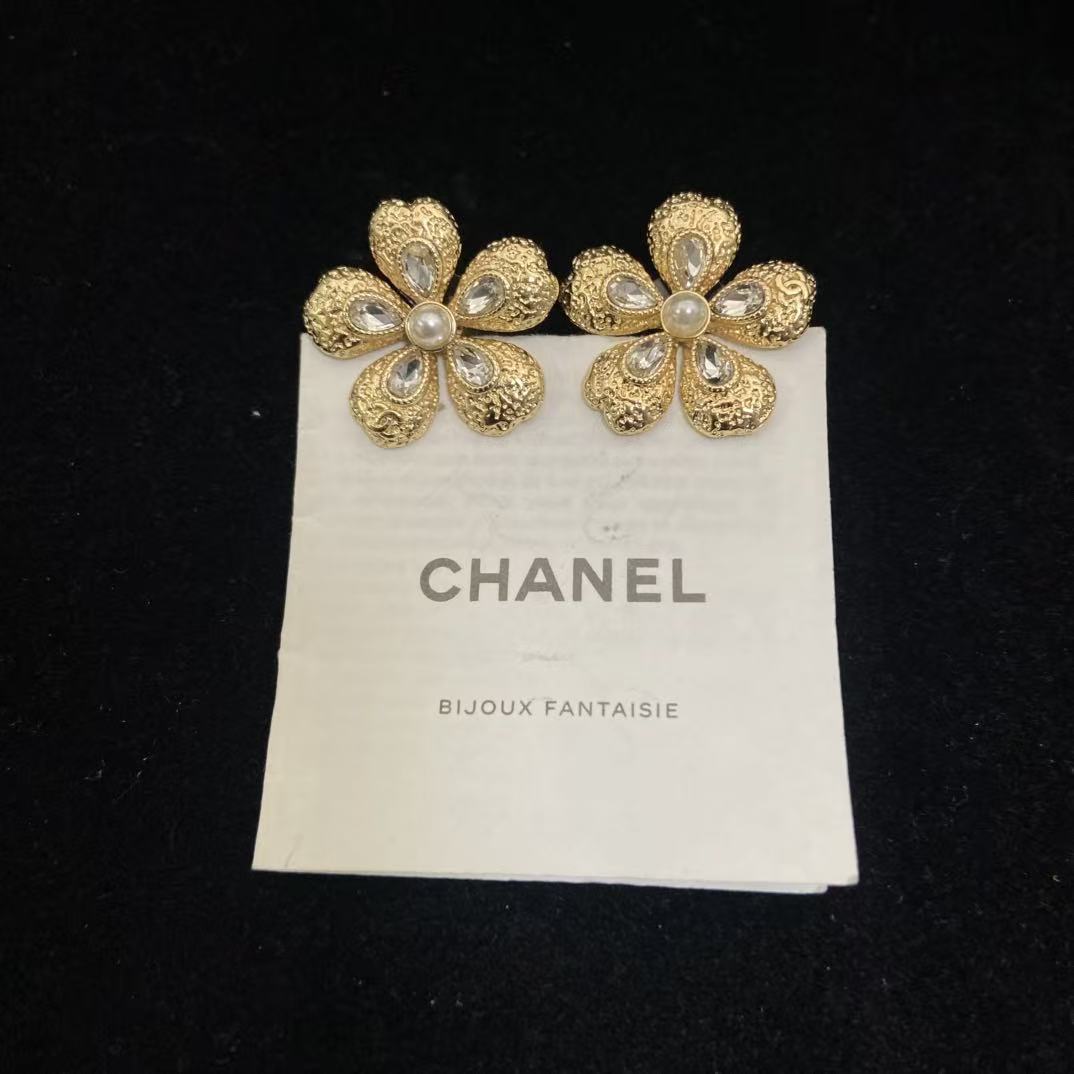 CHANE1 ダブルC ダイヤモンドフラワーウィートピアス【50％割引+送料無料】